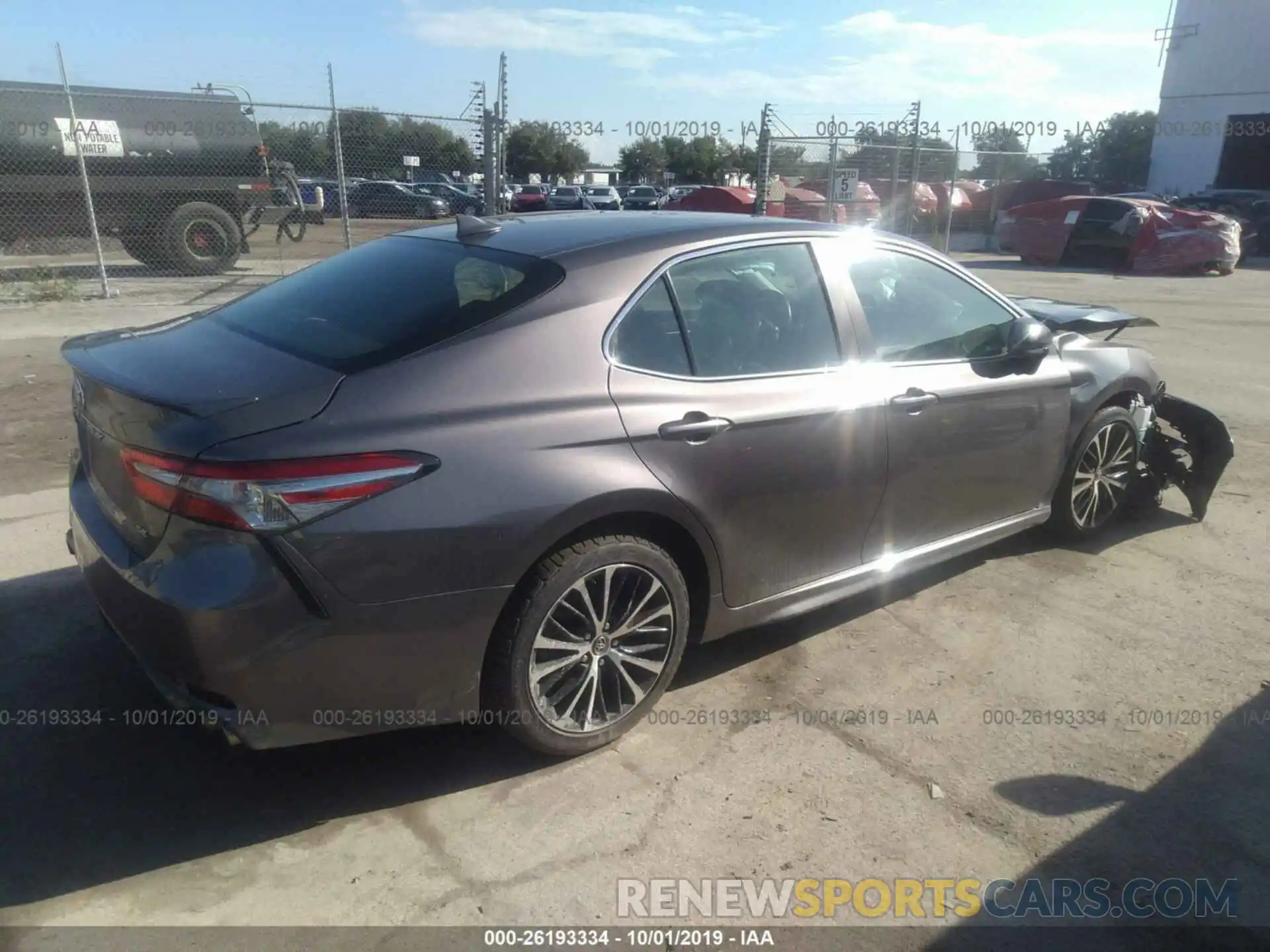 4 Photograph of a damaged car 4T1B11HKXKU201106 TOYOTA CAMRY 2019