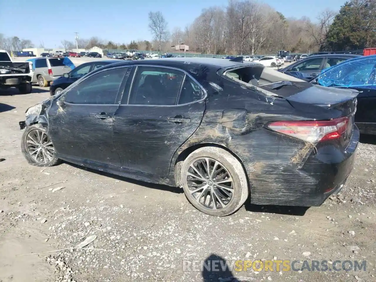 2 Photograph of a damaged car 4T1B11HKXKU201476 TOYOTA CAMRY 2019