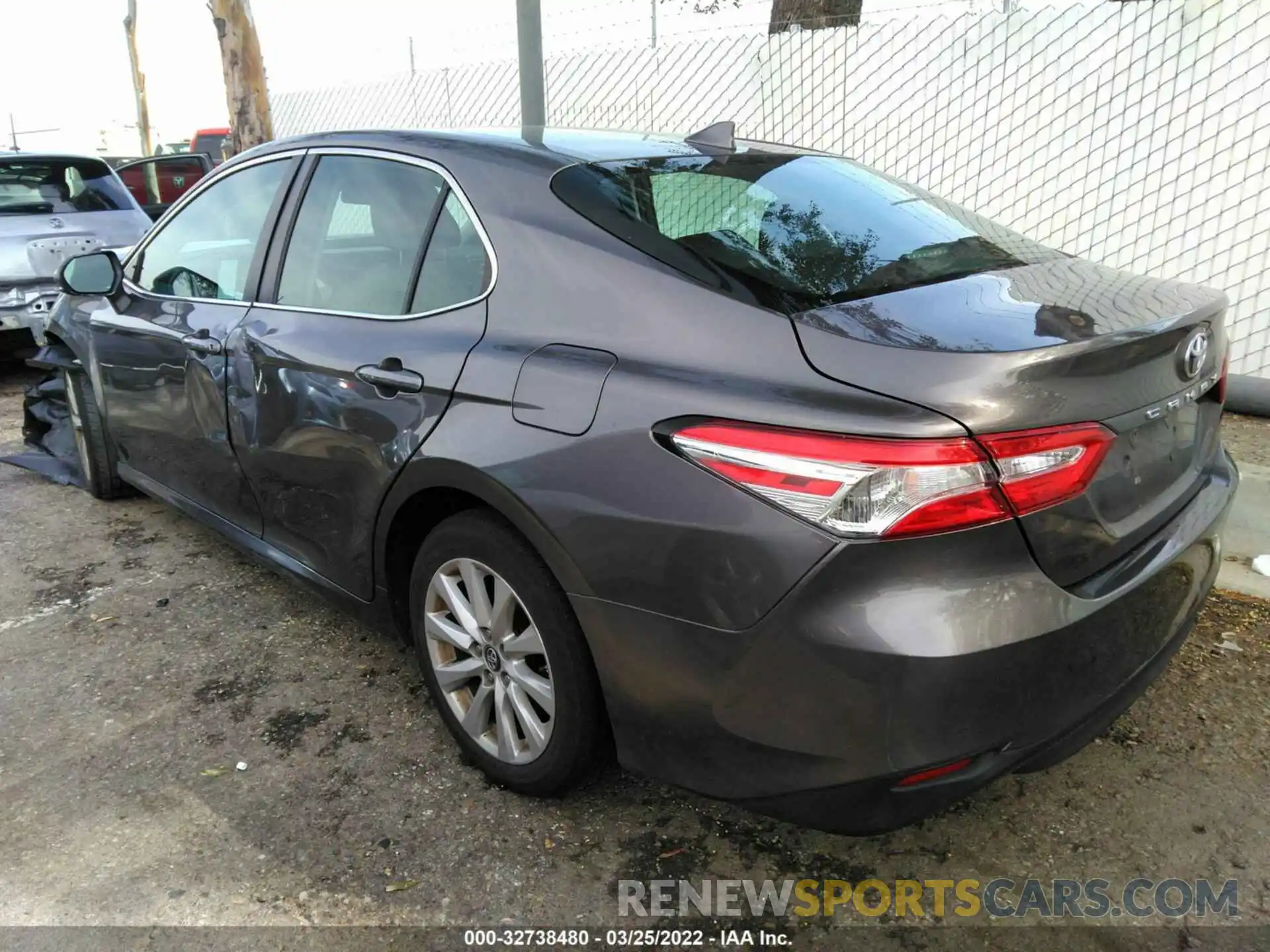 3 Photograph of a damaged car 4T1B11HKXKU202532 TOYOTA CAMRY 2019