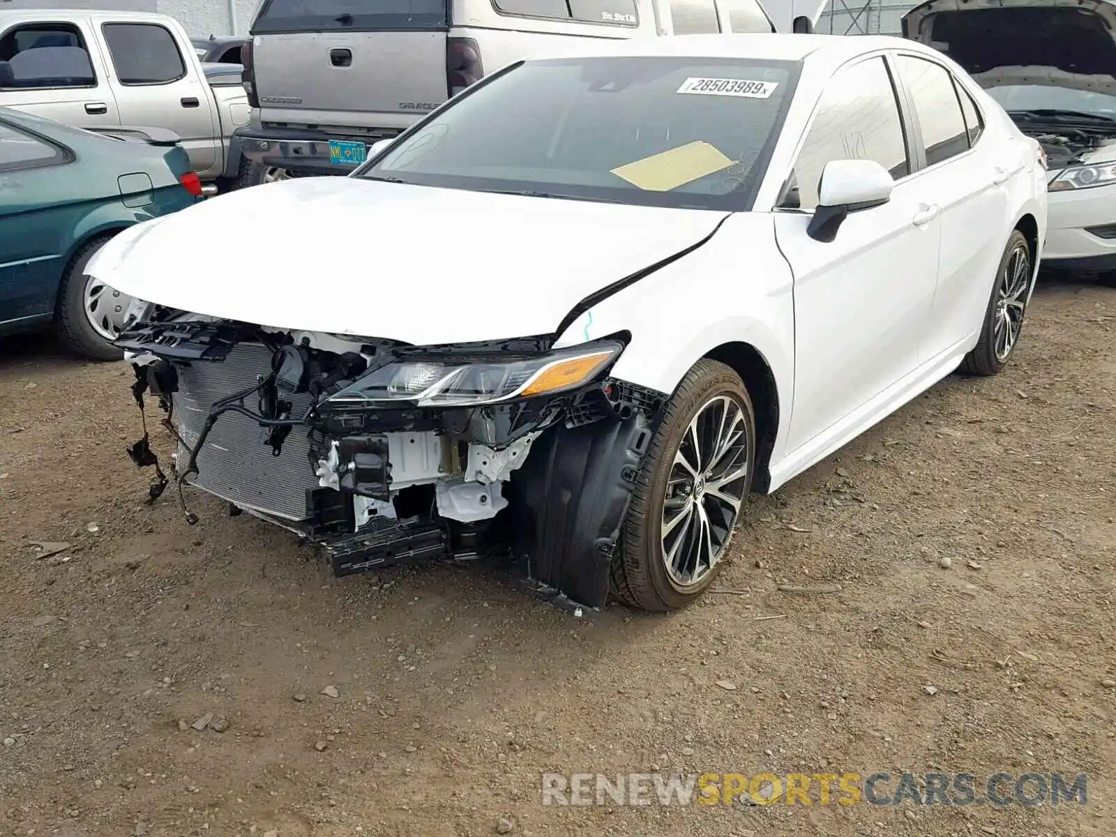 2 Photograph of a damaged car 4T1B11HKXKU203289 TOYOTA CAMRY 2019