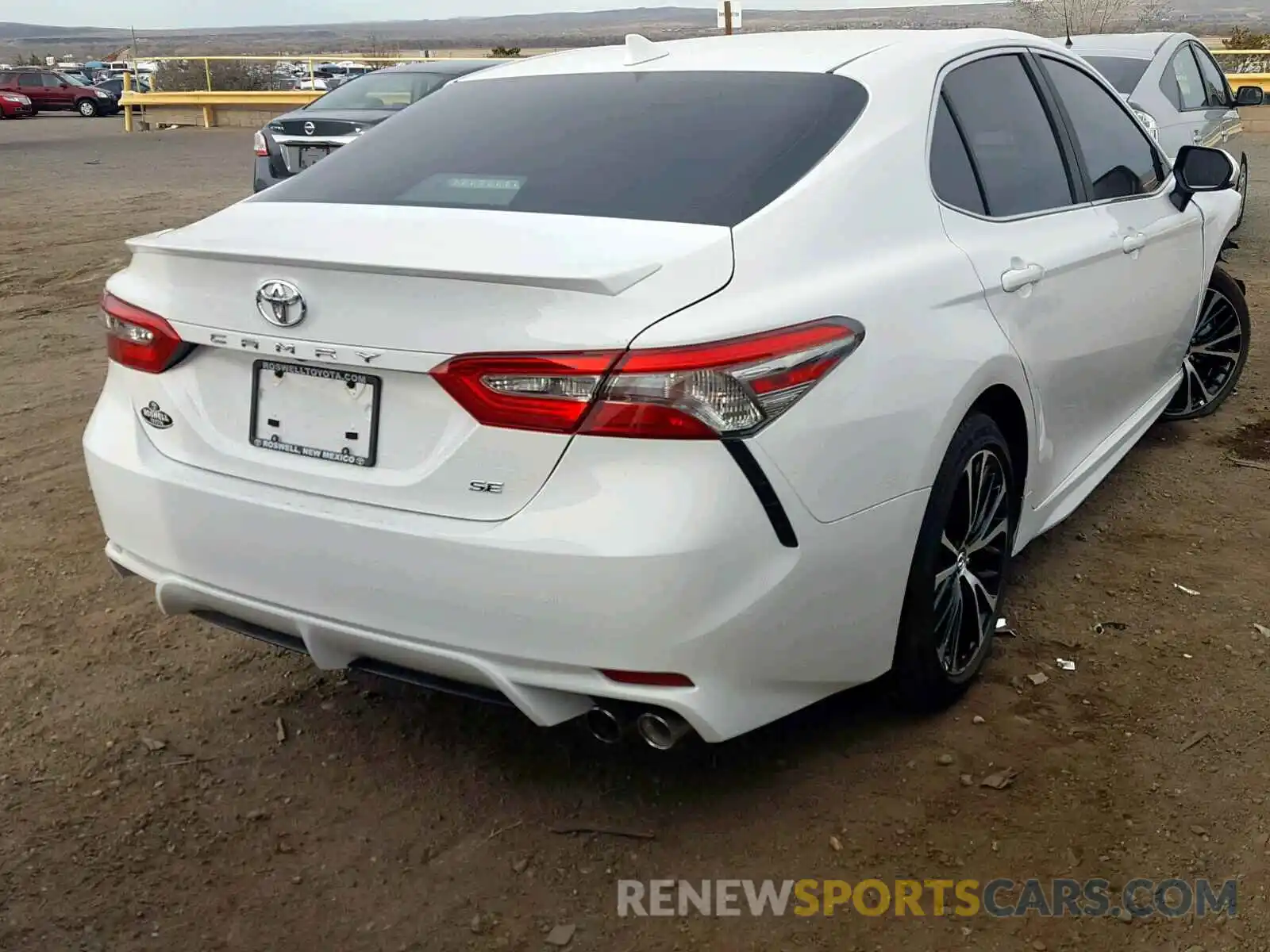 4 Photograph of a damaged car 4T1B11HKXKU203289 TOYOTA CAMRY 2019