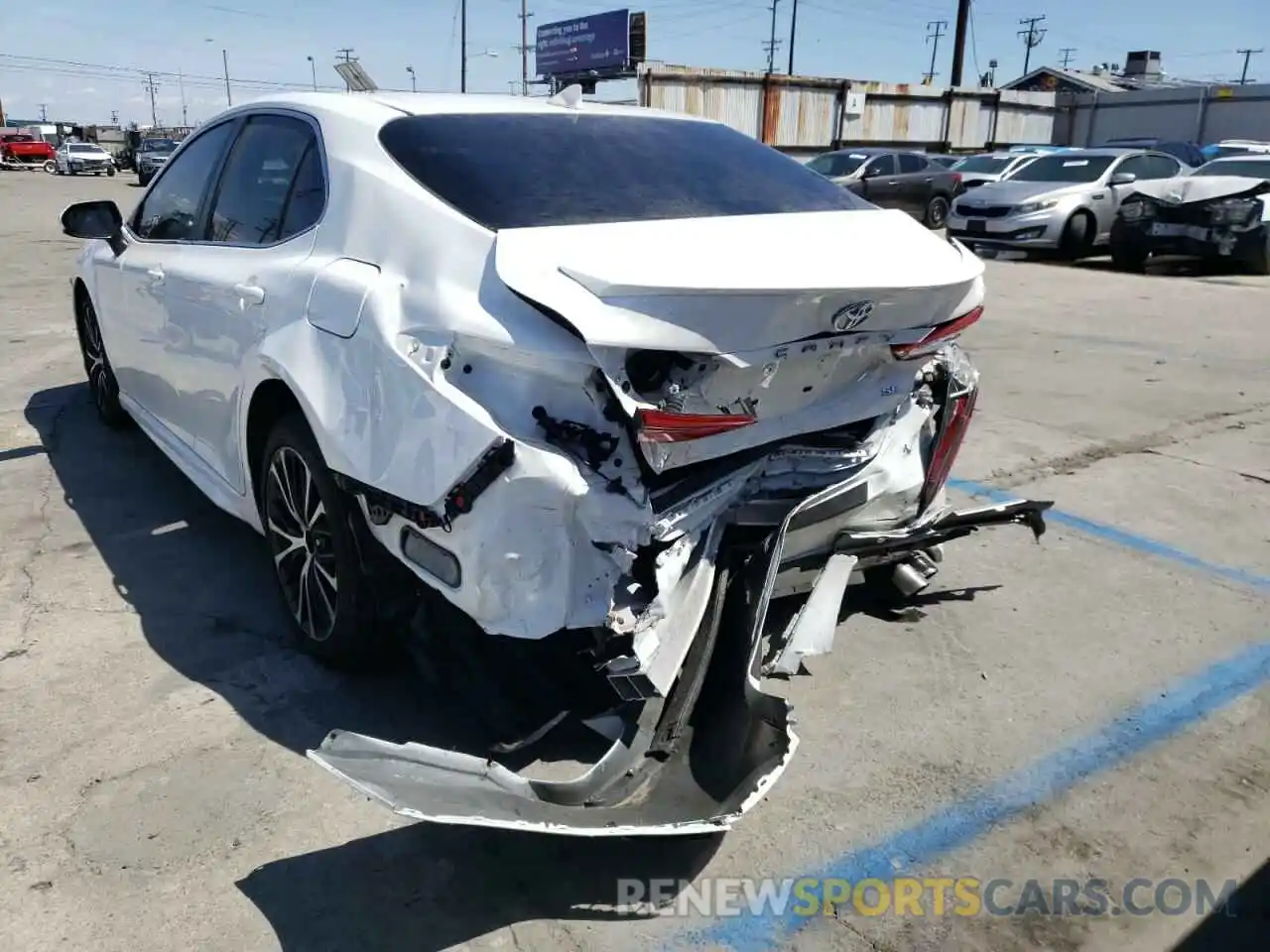 3 Photograph of a damaged car 4T1B11HKXKU203440 TOYOTA CAMRY 2019