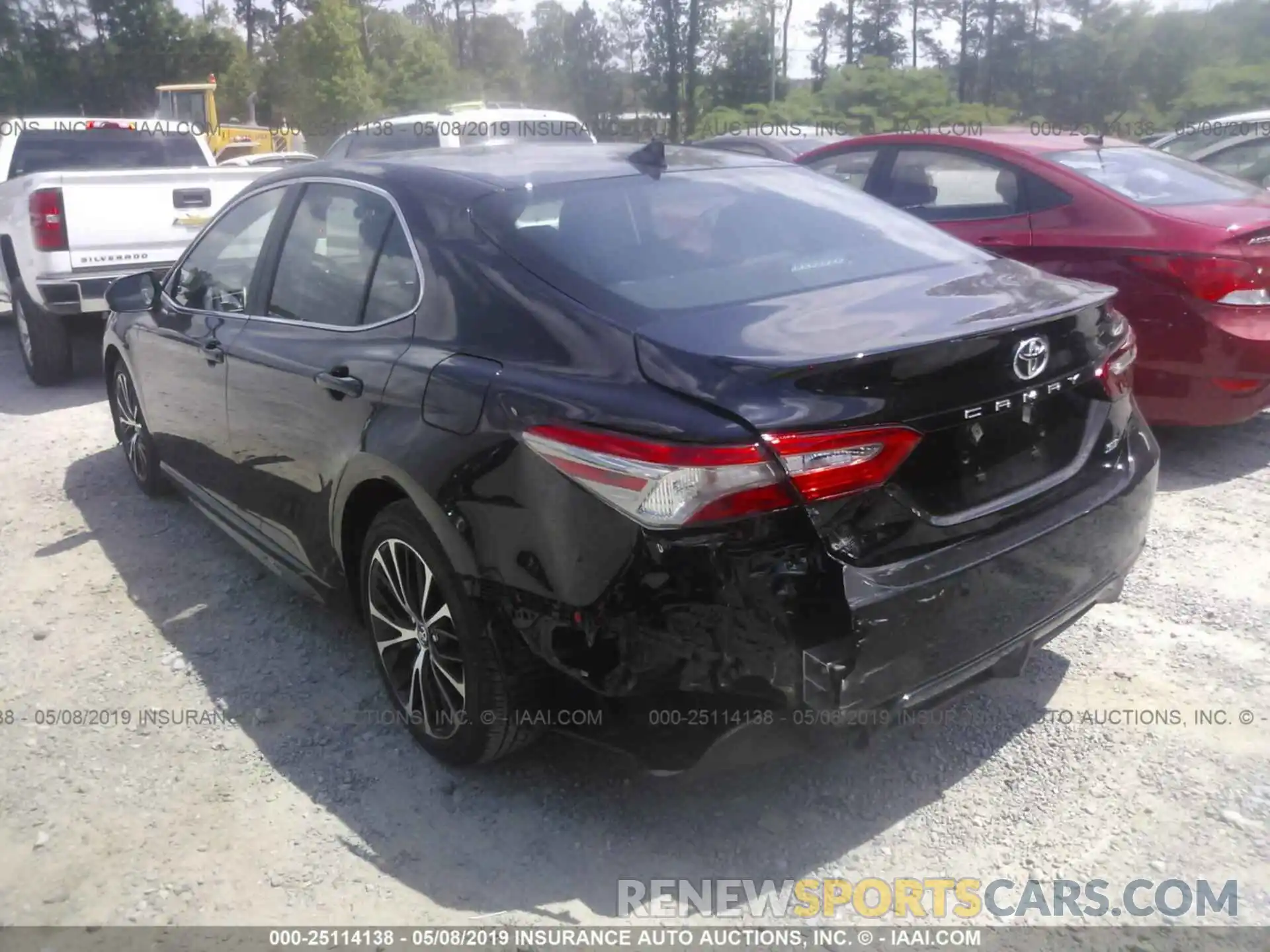 3 Photograph of a damaged car 4T1B11HKXKU204541 TOYOTA CAMRY 2019