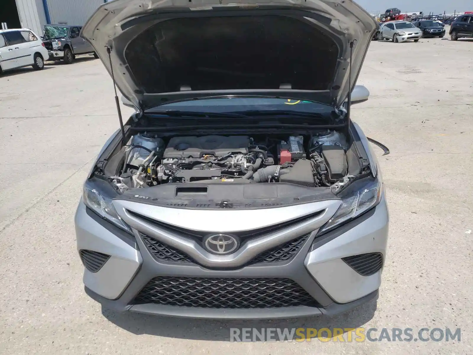 7 Photograph of a damaged car 4T1B11HKXKU204796 TOYOTA CAMRY 2019