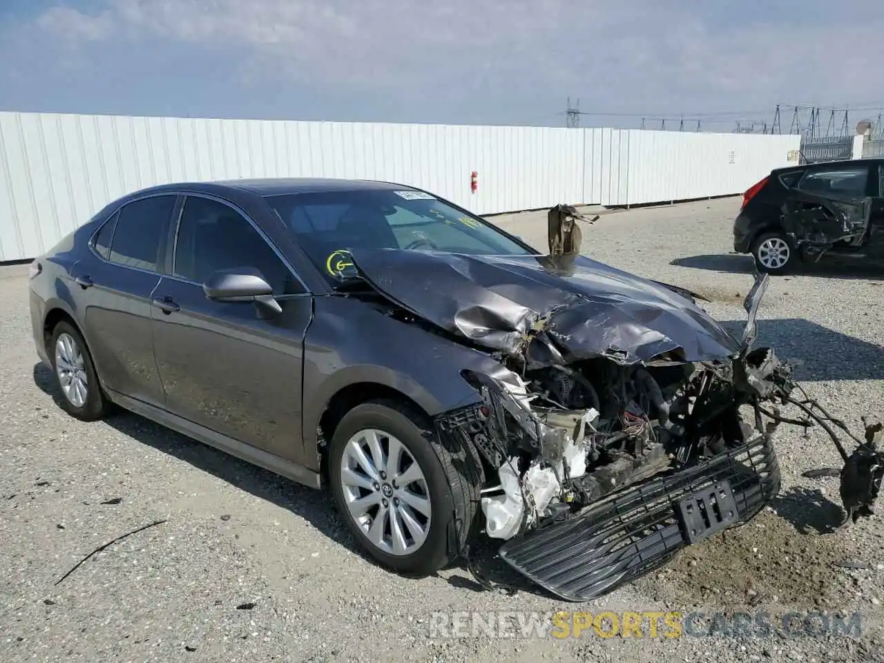 1 Photograph of a damaged car 4T1B11HKXKU205480 TOYOTA CAMRY 2019