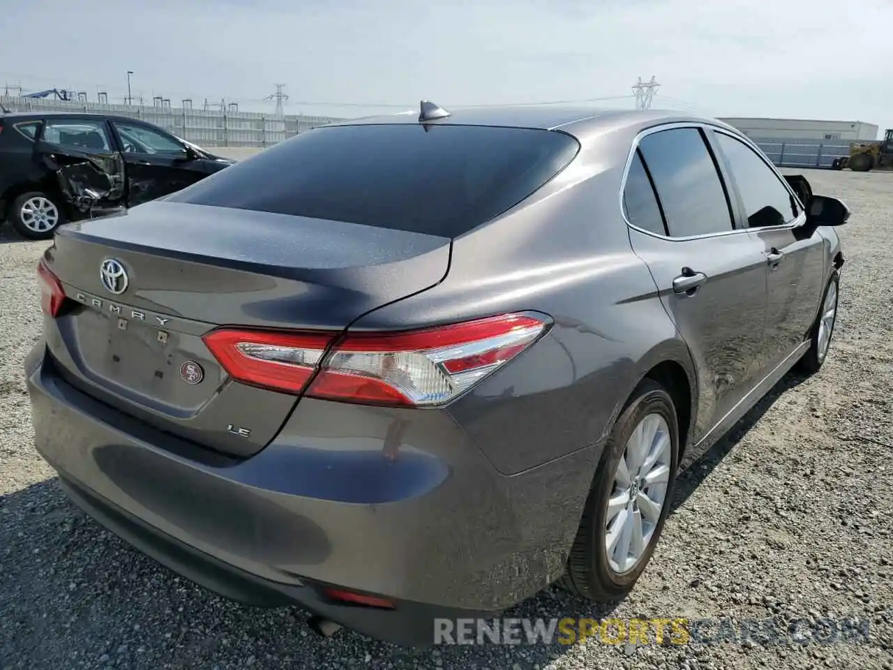 4 Photograph of a damaged car 4T1B11HKXKU205480 TOYOTA CAMRY 2019