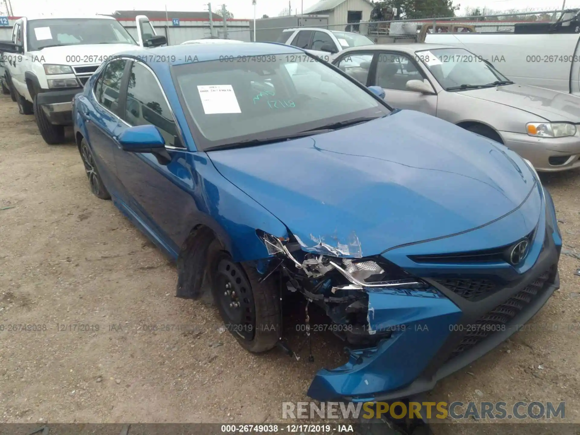 1 Photograph of a damaged car 4T1B11HKXKU205673 TOYOTA CAMRY 2019