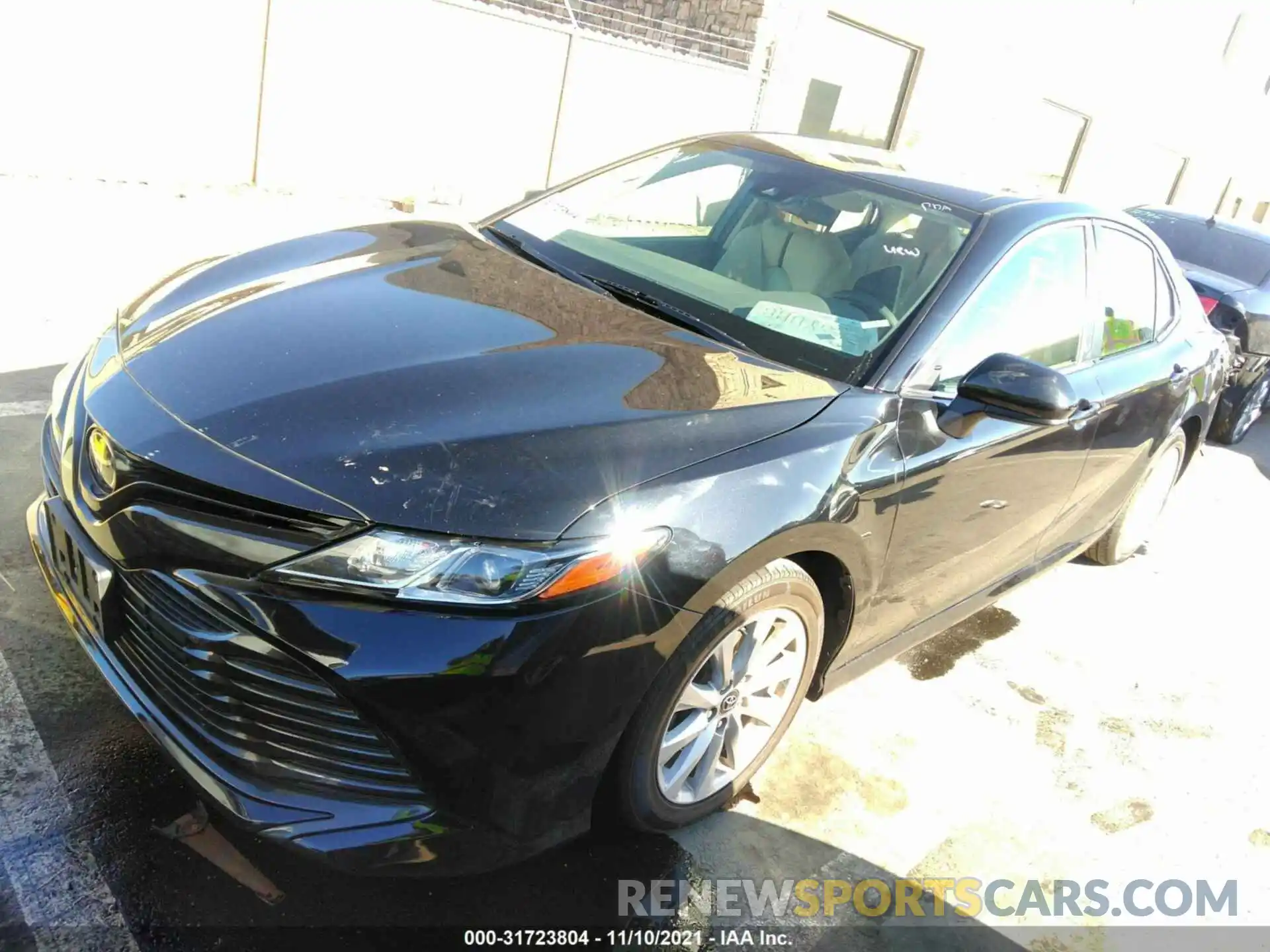 2 Photograph of a damaged car 4T1B11HKXKU206192 TOYOTA CAMRY 2019