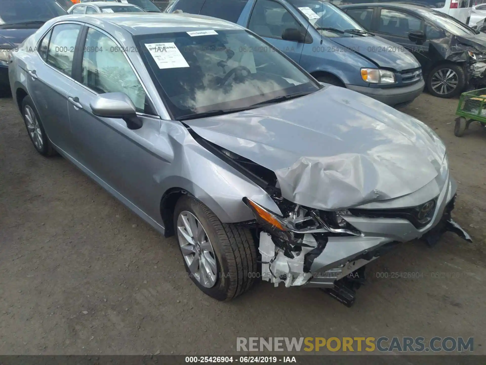 1 Photograph of a damaged car 4T1B11HKXKU206306 TOYOTA CAMRY 2019