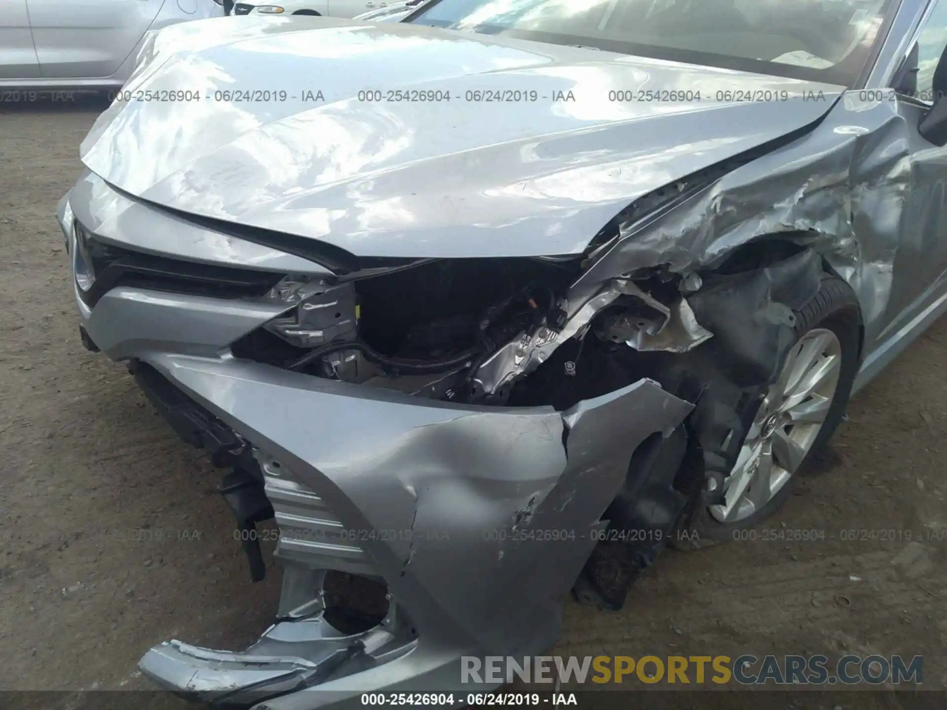 6 Photograph of a damaged car 4T1B11HKXKU206306 TOYOTA CAMRY 2019