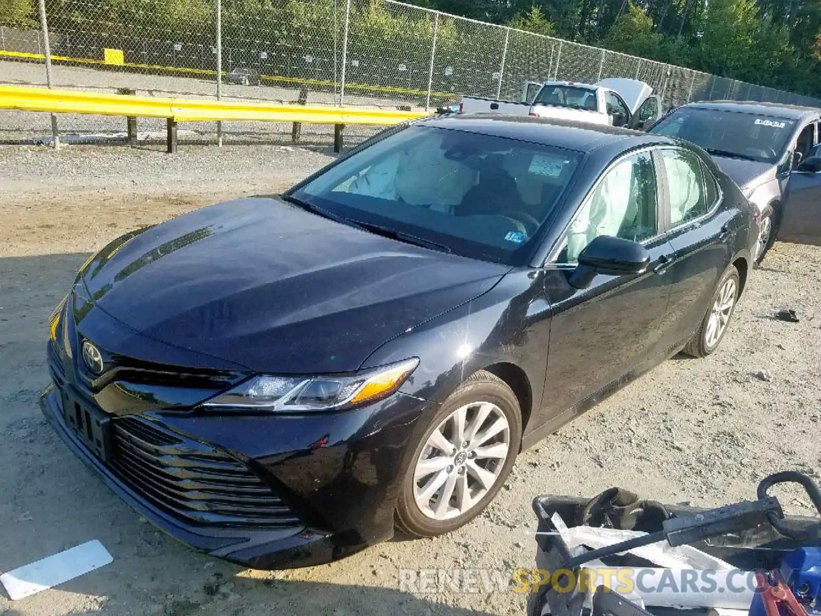 2 Photograph of a damaged car 4T1B11HKXKU207052 TOYOTA CAMRY 2019