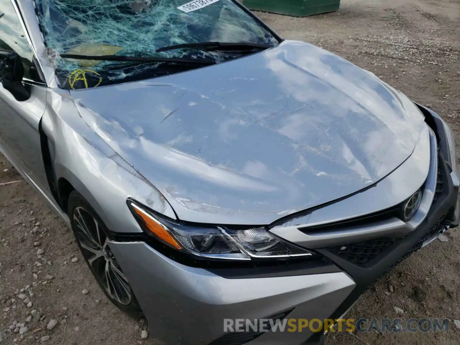 9 Photograph of a damaged car 4T1B11HKXKU207102 TOYOTA CAMRY 2019