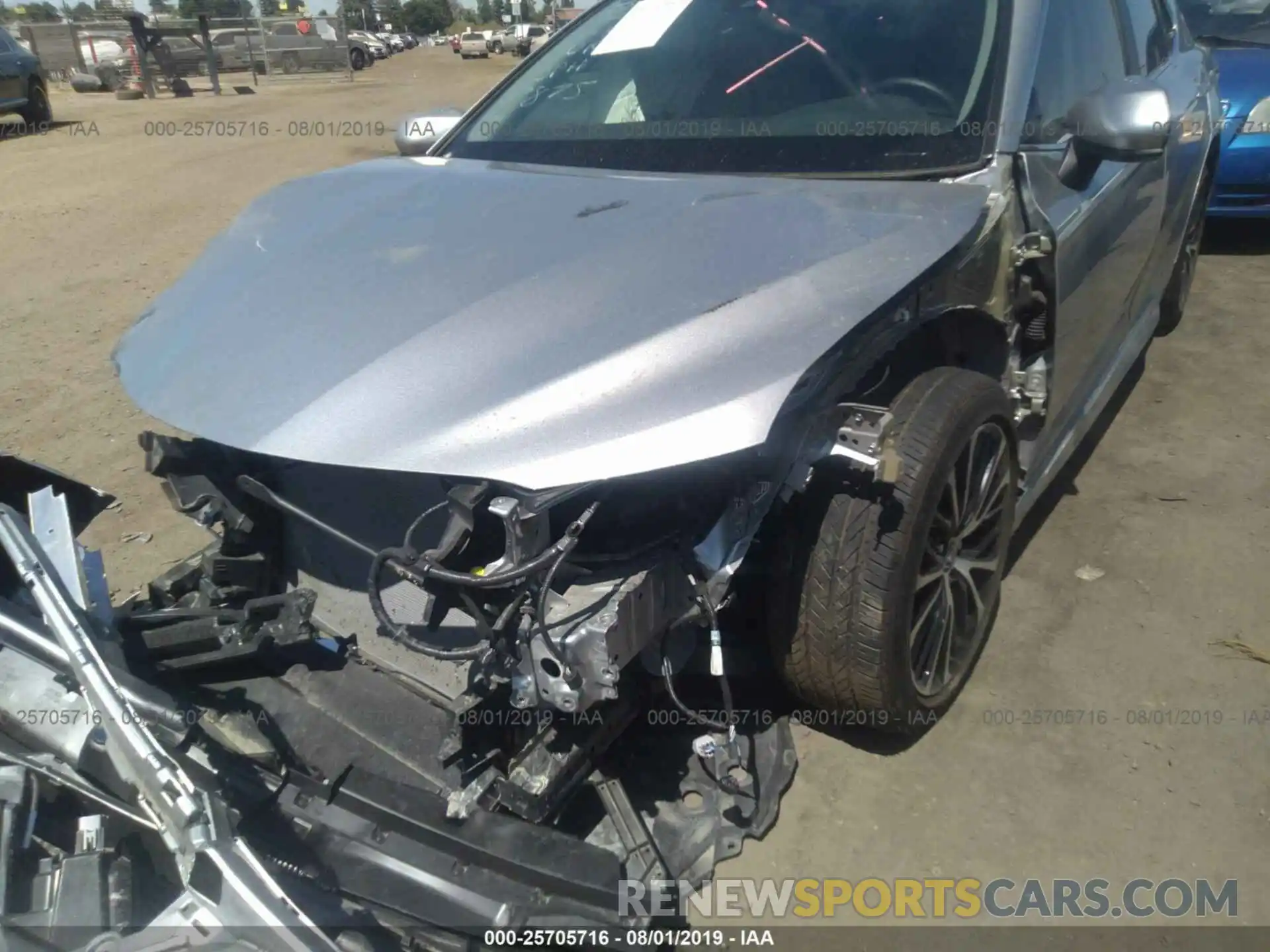 6 Photograph of a damaged car 4T1B11HKXKU207875 TOYOTA CAMRY 2019