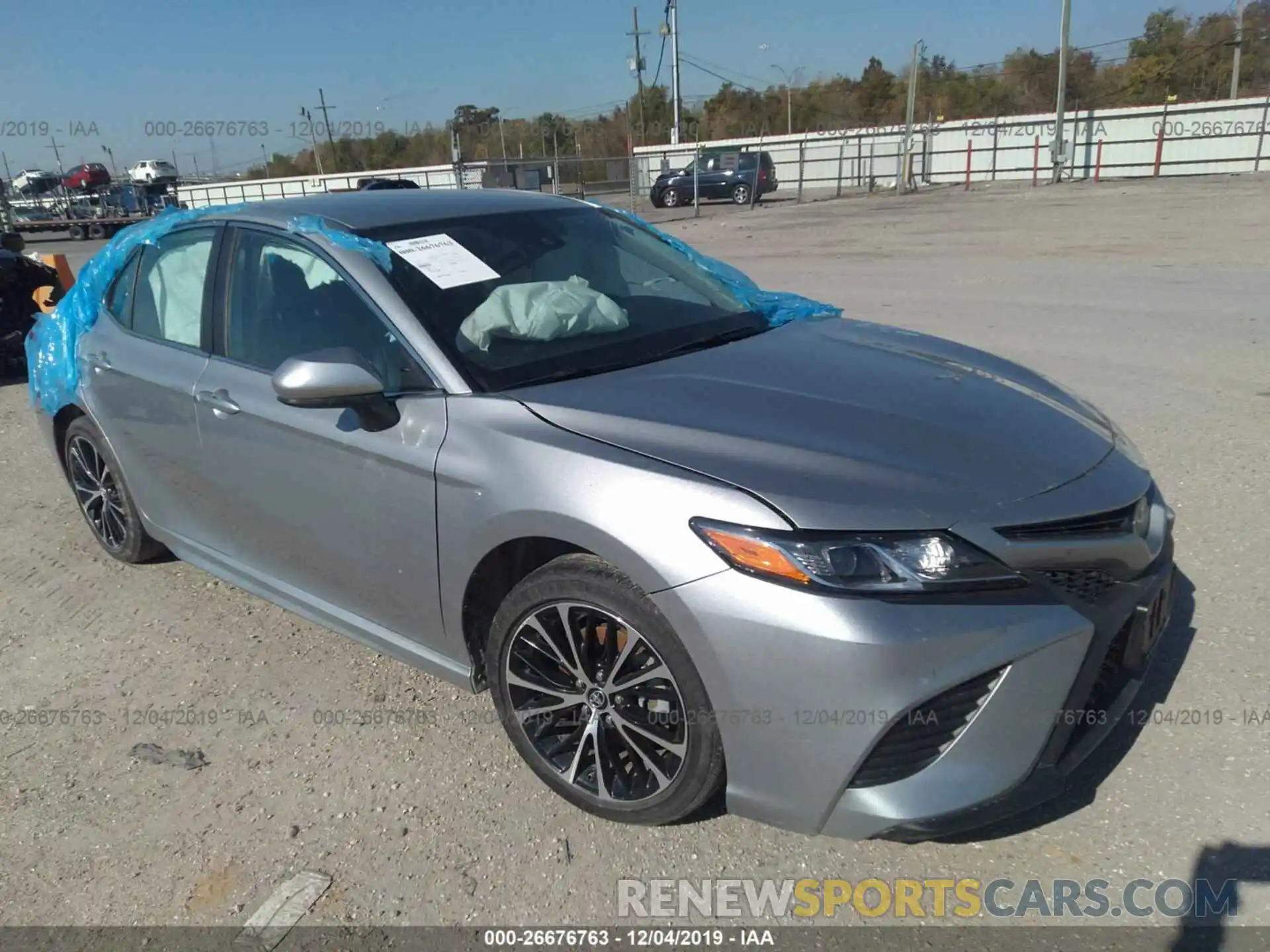 1 Photograph of a damaged car 4T1B11HKXKU209951 TOYOTA CAMRY 2019