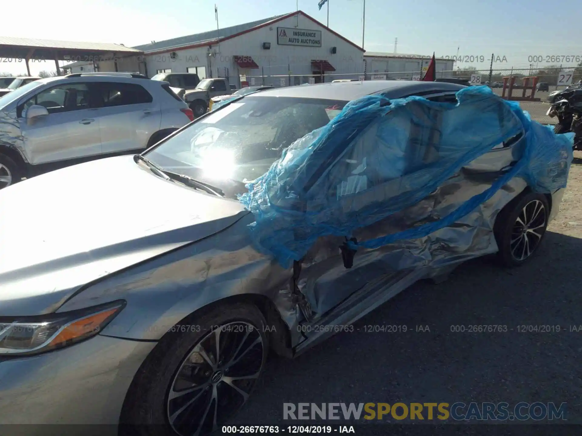 6 Photograph of a damaged car 4T1B11HKXKU209951 TOYOTA CAMRY 2019