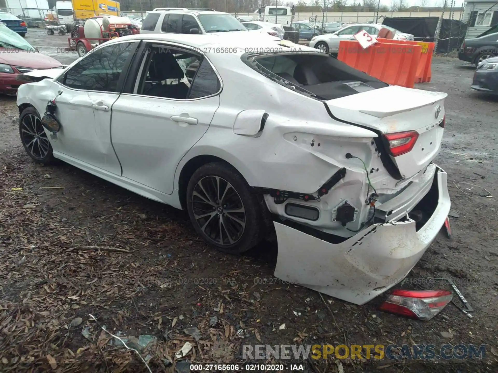 3 Photograph of a damaged car 4T1B11HKXKU210310 TOYOTA CAMRY 2019