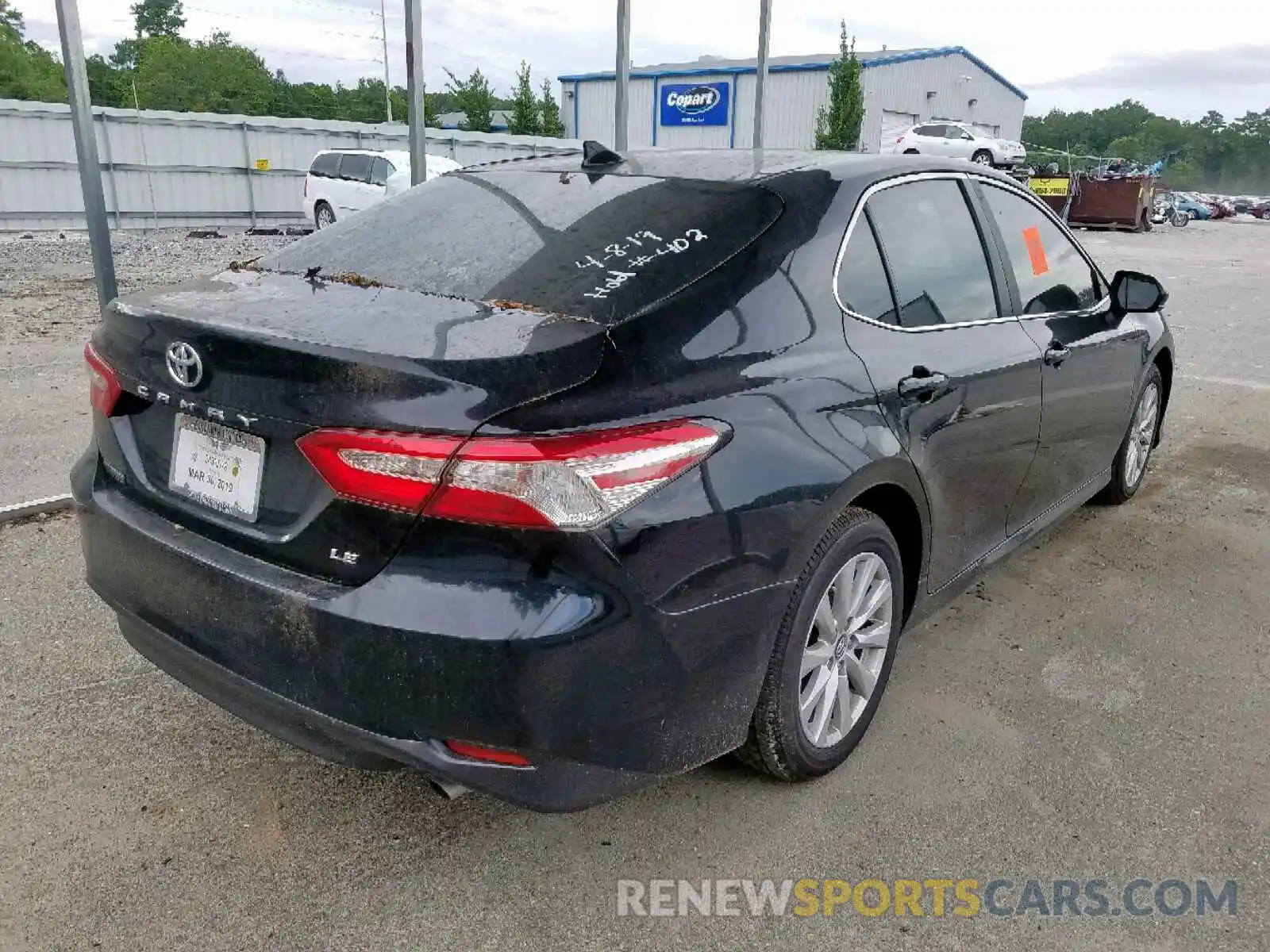 4 Photograph of a damaged car 4T1B11HKXKU211232 TOYOTA CAMRY 2019