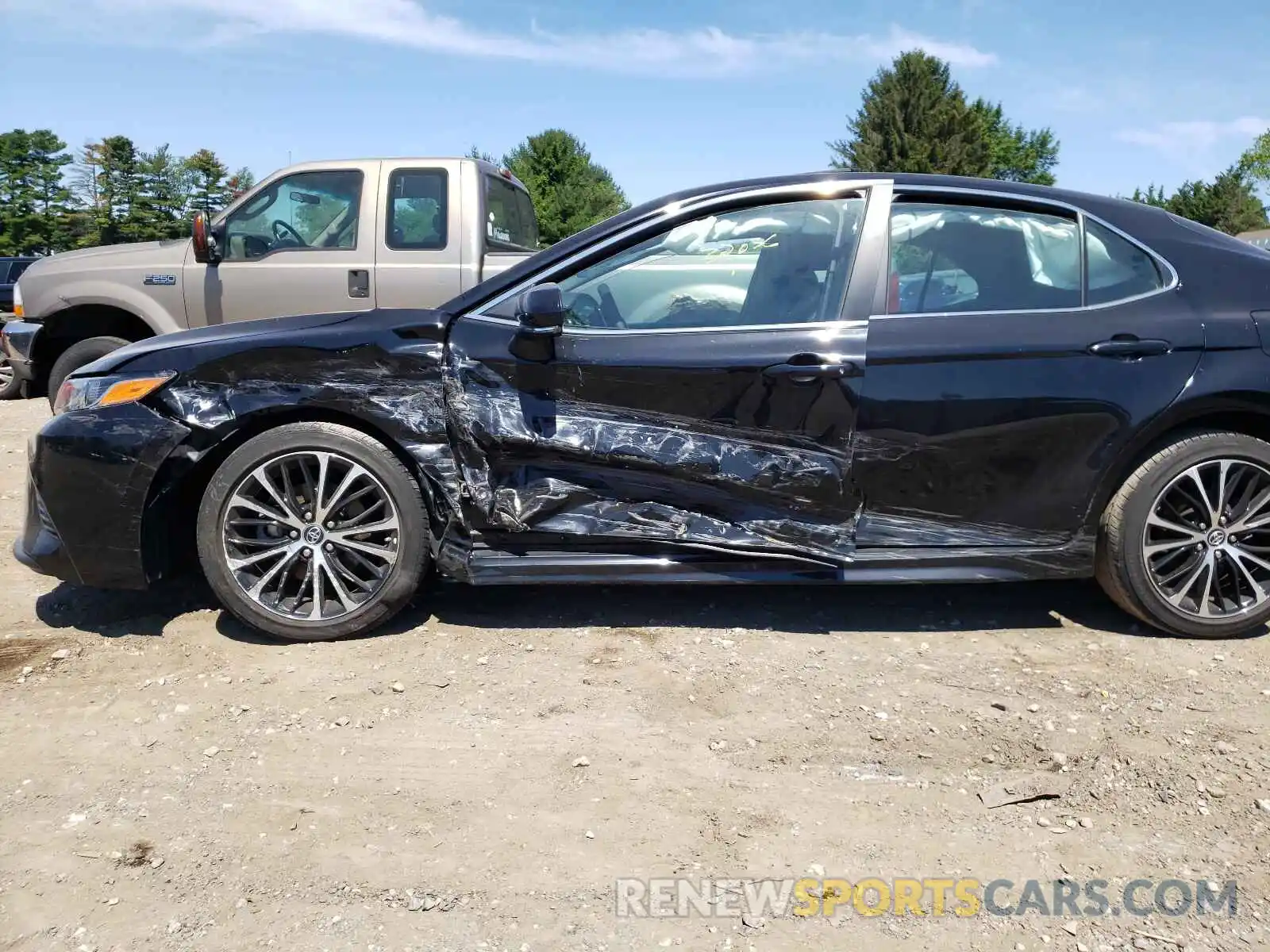 9 Photograph of a damaged car 4T1B11HKXKU212154 TOYOTA CAMRY 2019