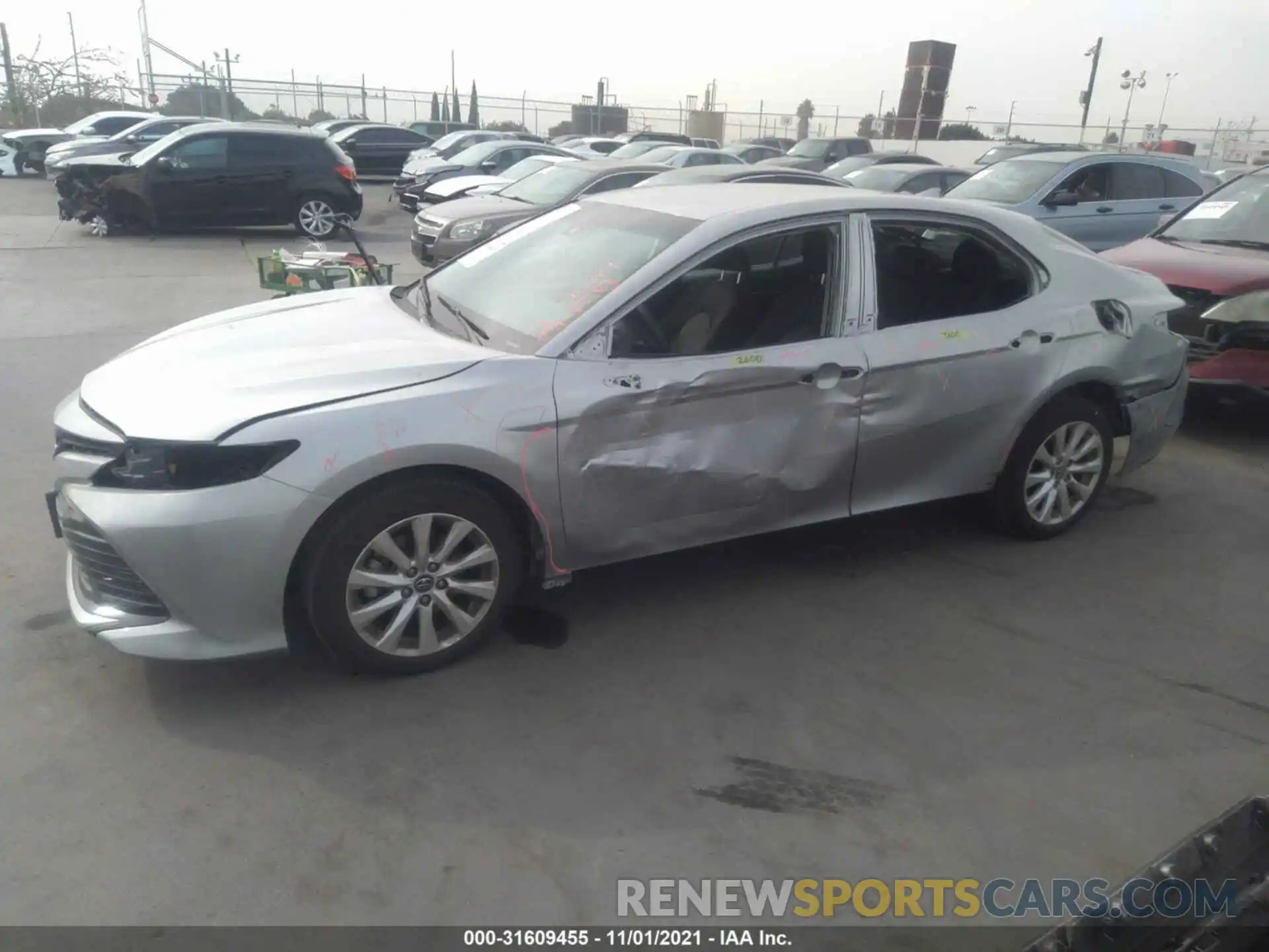 2 Photograph of a damaged car 4T1B11HKXKU212266 TOYOTA CAMRY 2019