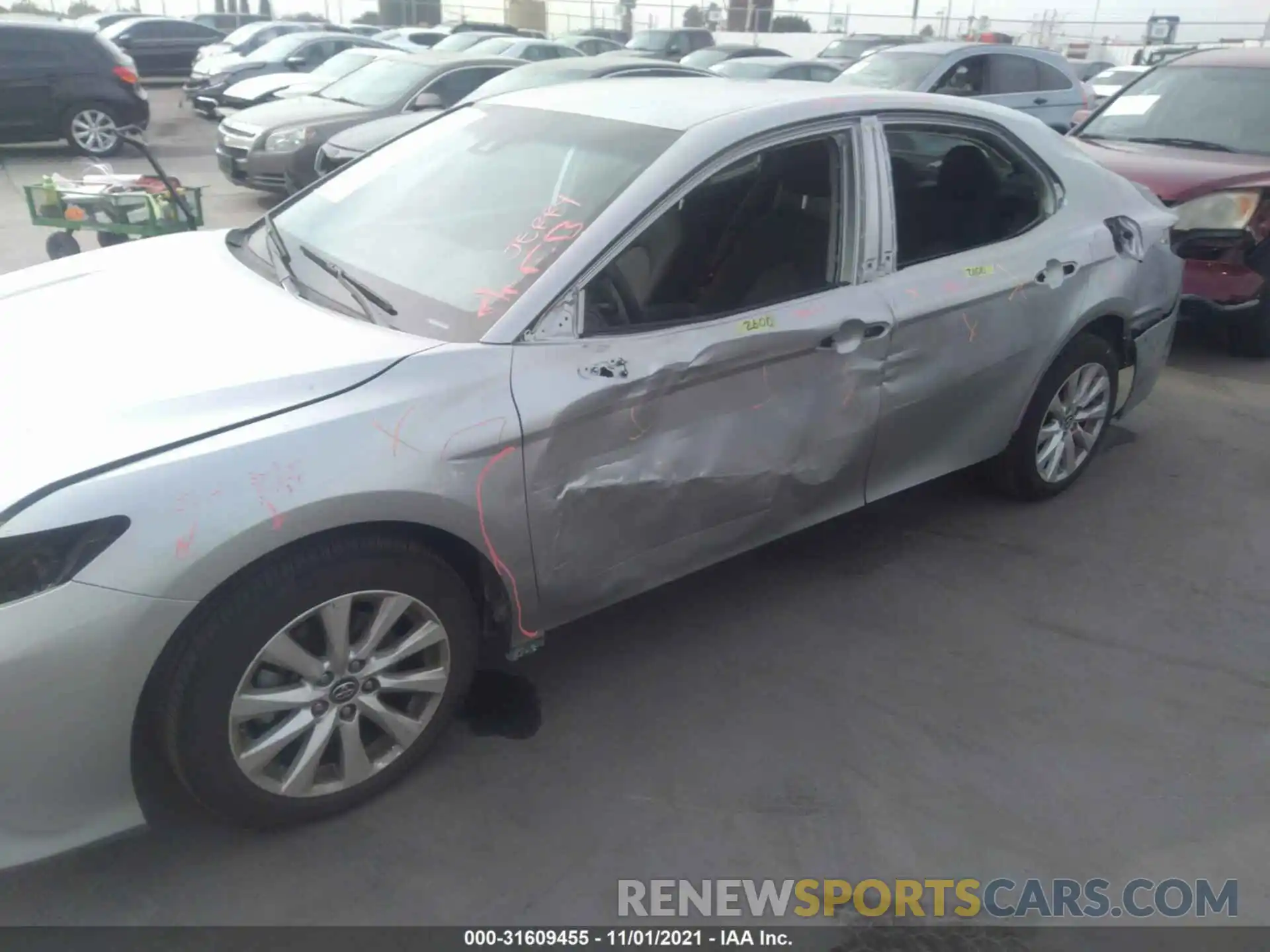 6 Photograph of a damaged car 4T1B11HKXKU212266 TOYOTA CAMRY 2019