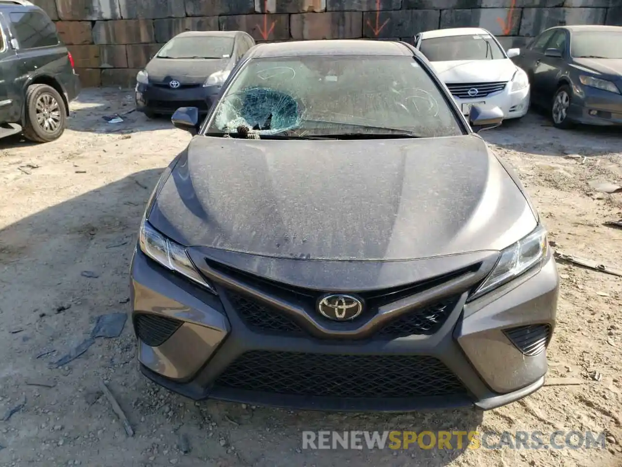 9 Photograph of a damaged car 4T1B11HKXKU213403 TOYOTA CAMRY 2019