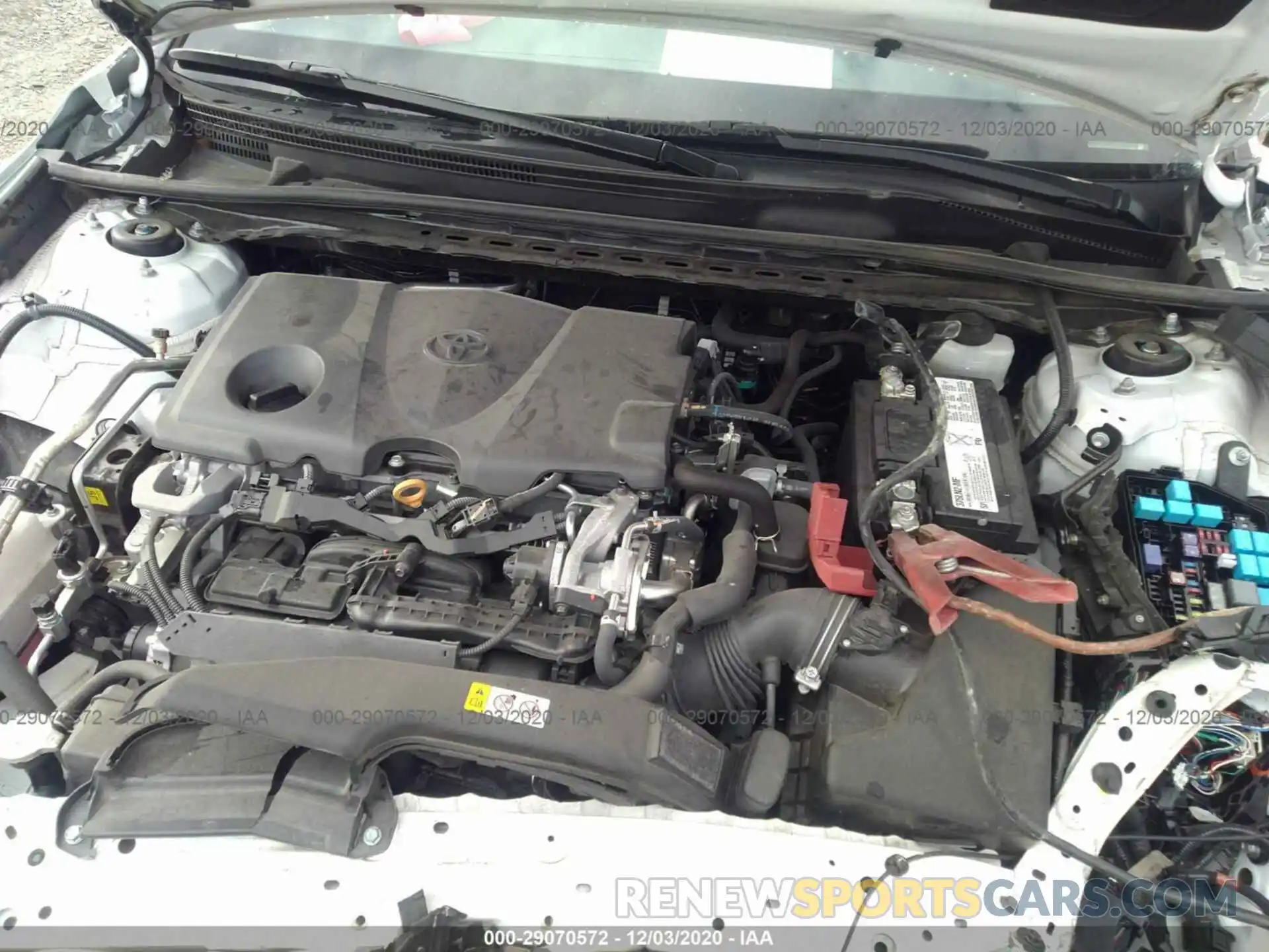 10 Photograph of a damaged car 4T1B11HKXKU213708 TOYOTA CAMRY 2019