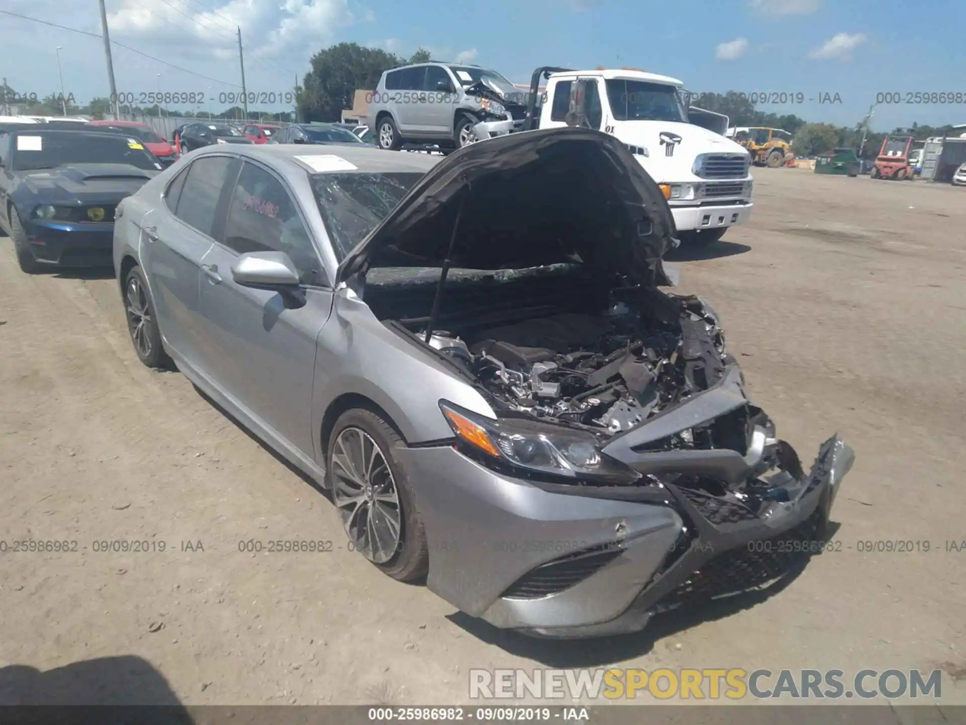 1 Photograph of a damaged car 4T1B11HKXKU214177 TOYOTA CAMRY 2019