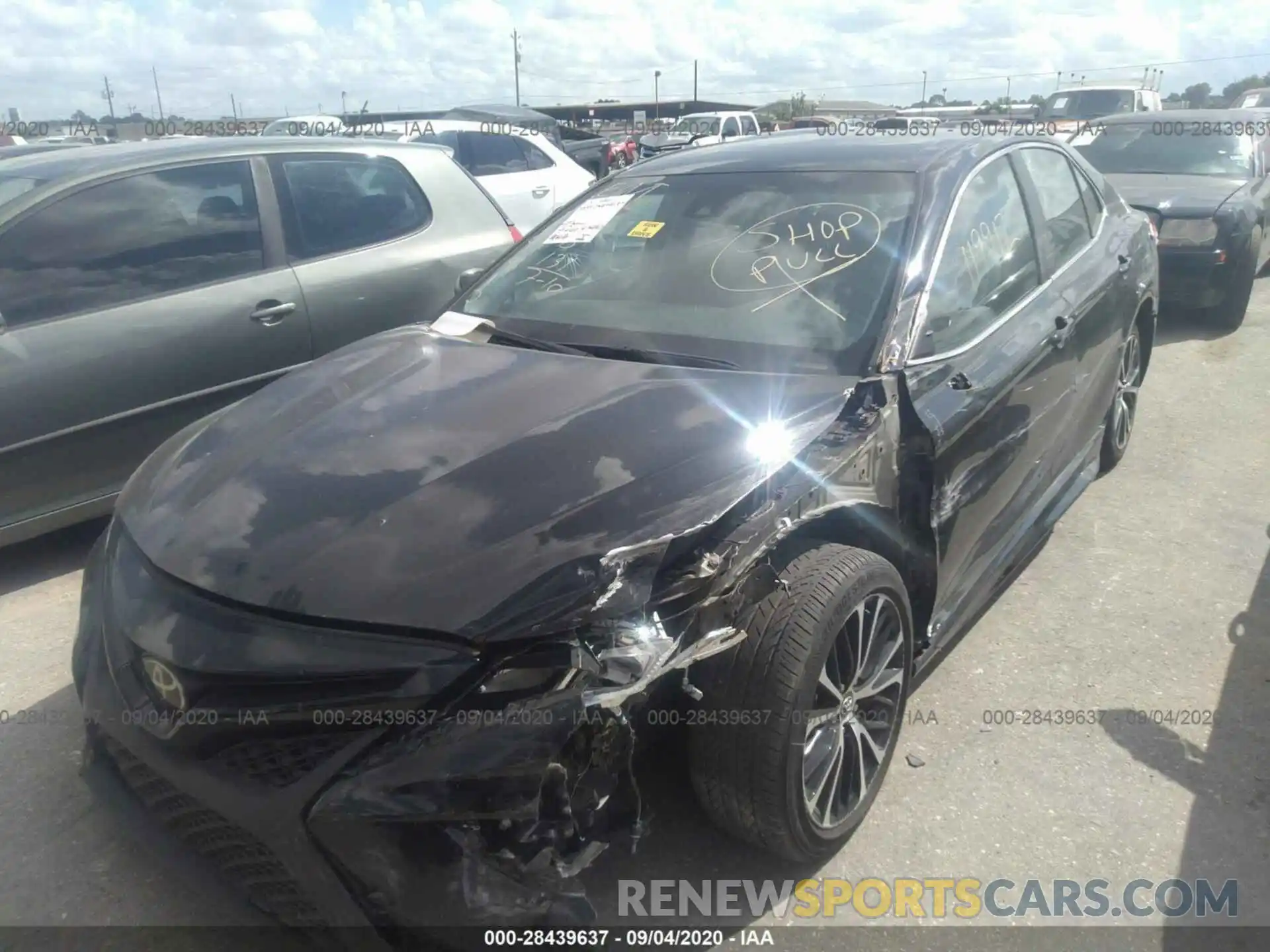 2 Photograph of a damaged car 4T1B11HKXKU215846 TOYOTA CAMRY 2019