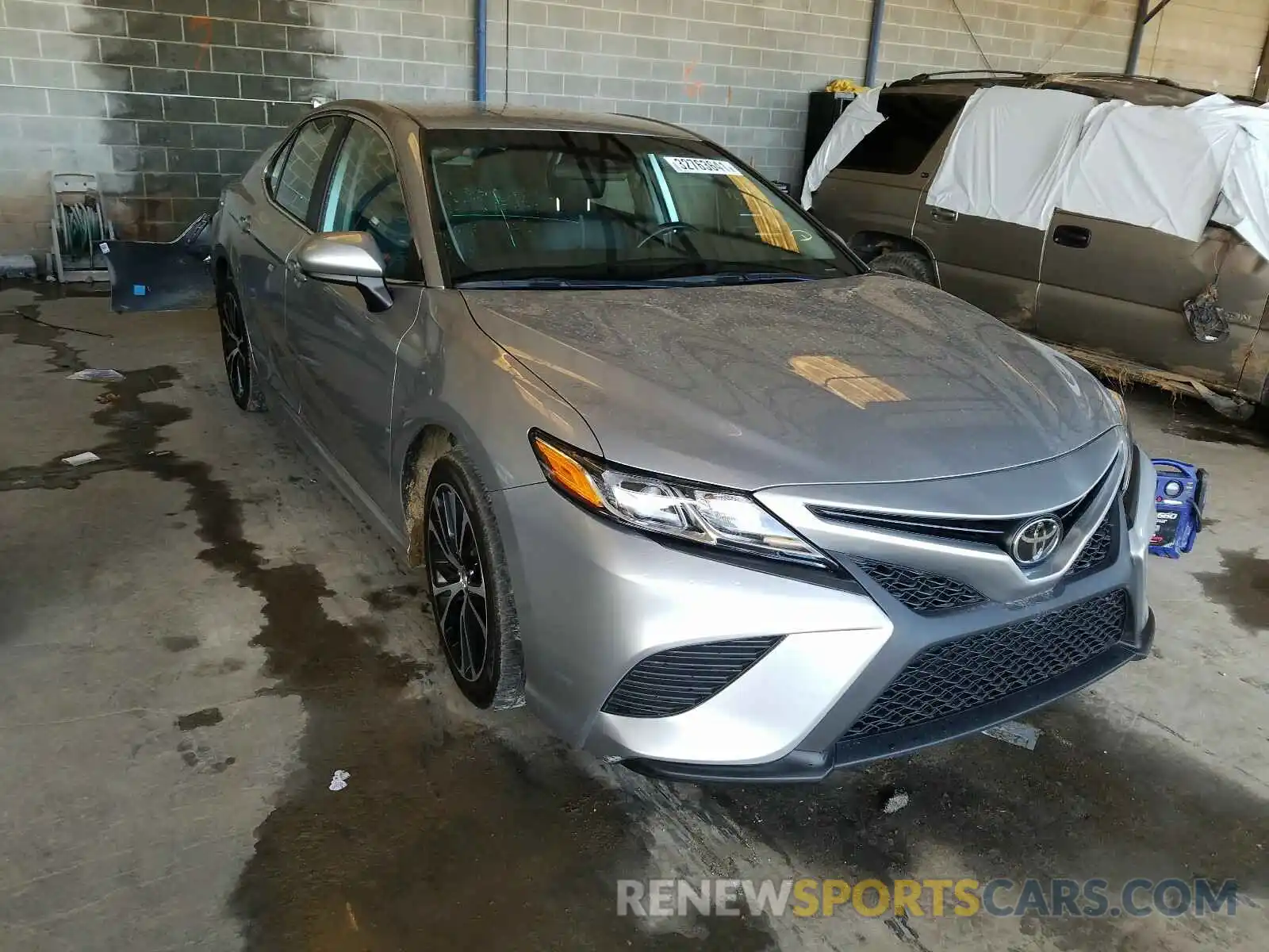 1 Photograph of a damaged car 4T1B11HKXKU216348 TOYOTA CAMRY 2019