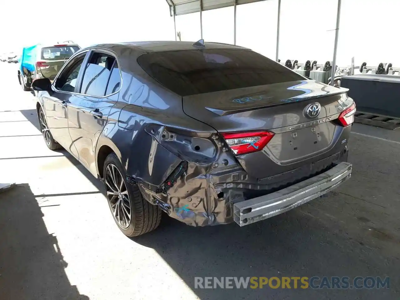 3 Photograph of a damaged car 4T1B11HKXKU217211 TOYOTA CAMRY 2019