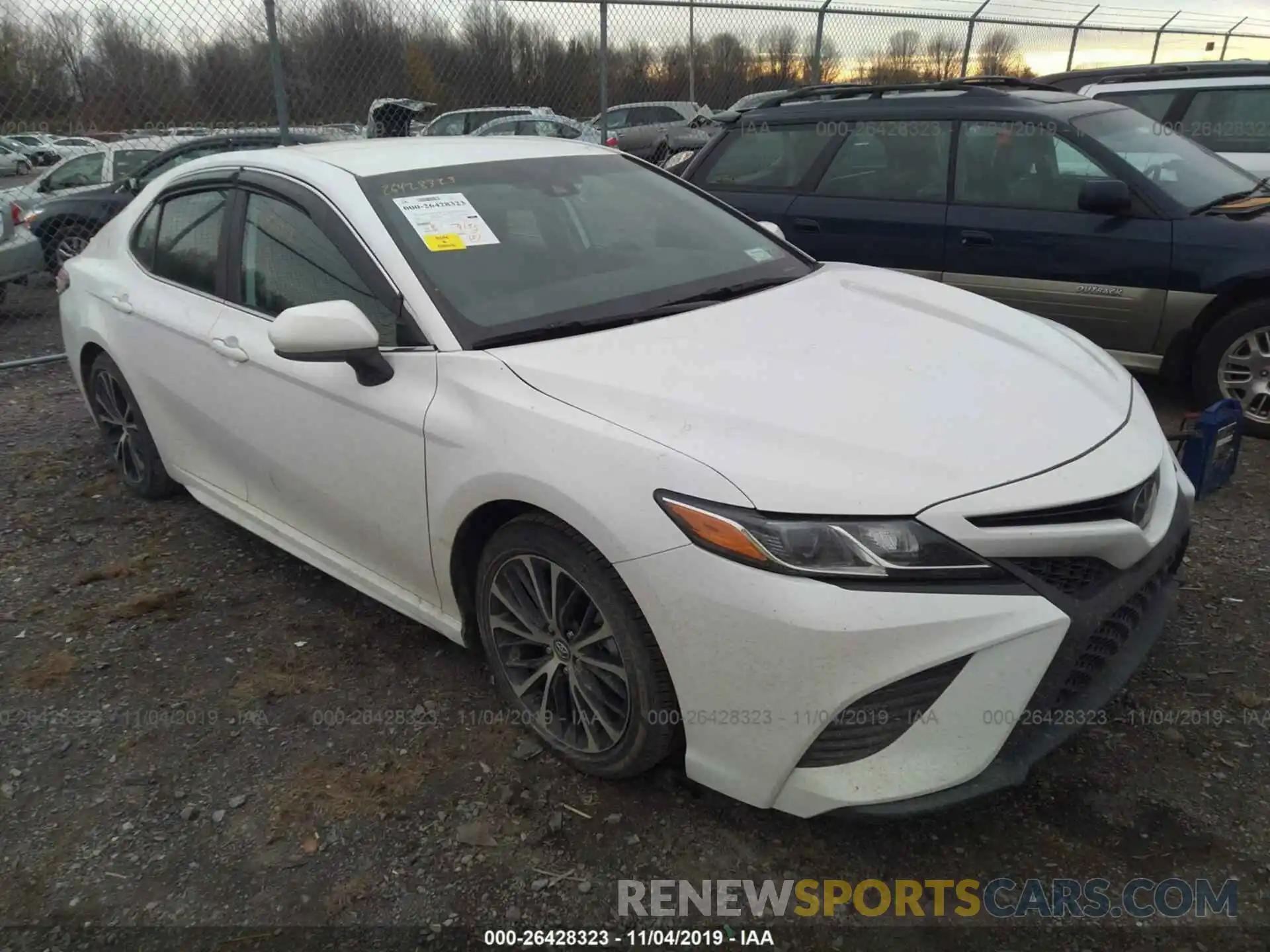 1 Photograph of a damaged car 4T1B11HKXKU218231 TOYOTA CAMRY 2019