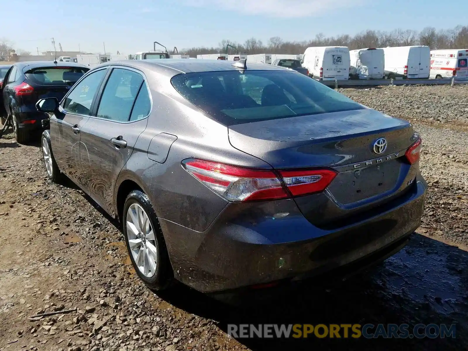 3 Photograph of a damaged car 4T1B11HKXKU219895 TOYOTA CAMRY 2019