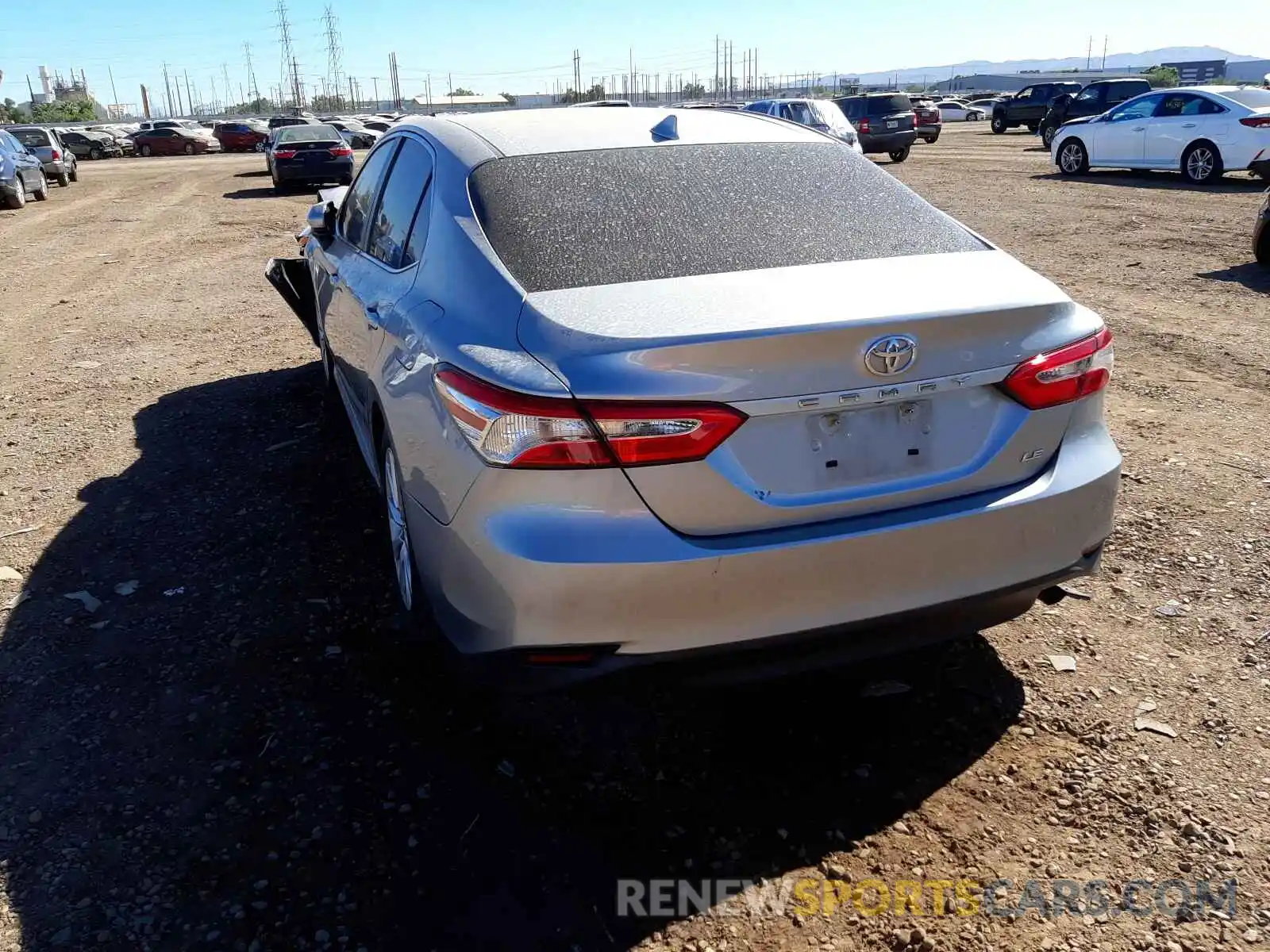 3 Photograph of a damaged car 4T1B11HKXKU220917 TOYOTA CAMRY 2019