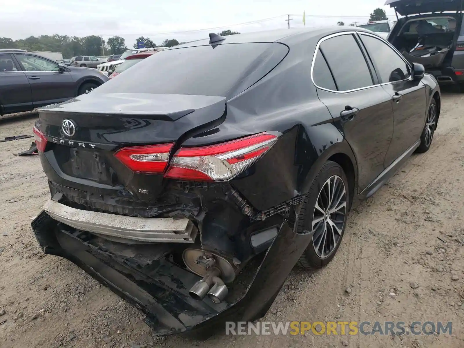 4 Фотография поврежденного автомобиля 4T1B11HKXKU221131 TOYOTA CAMRY 2019