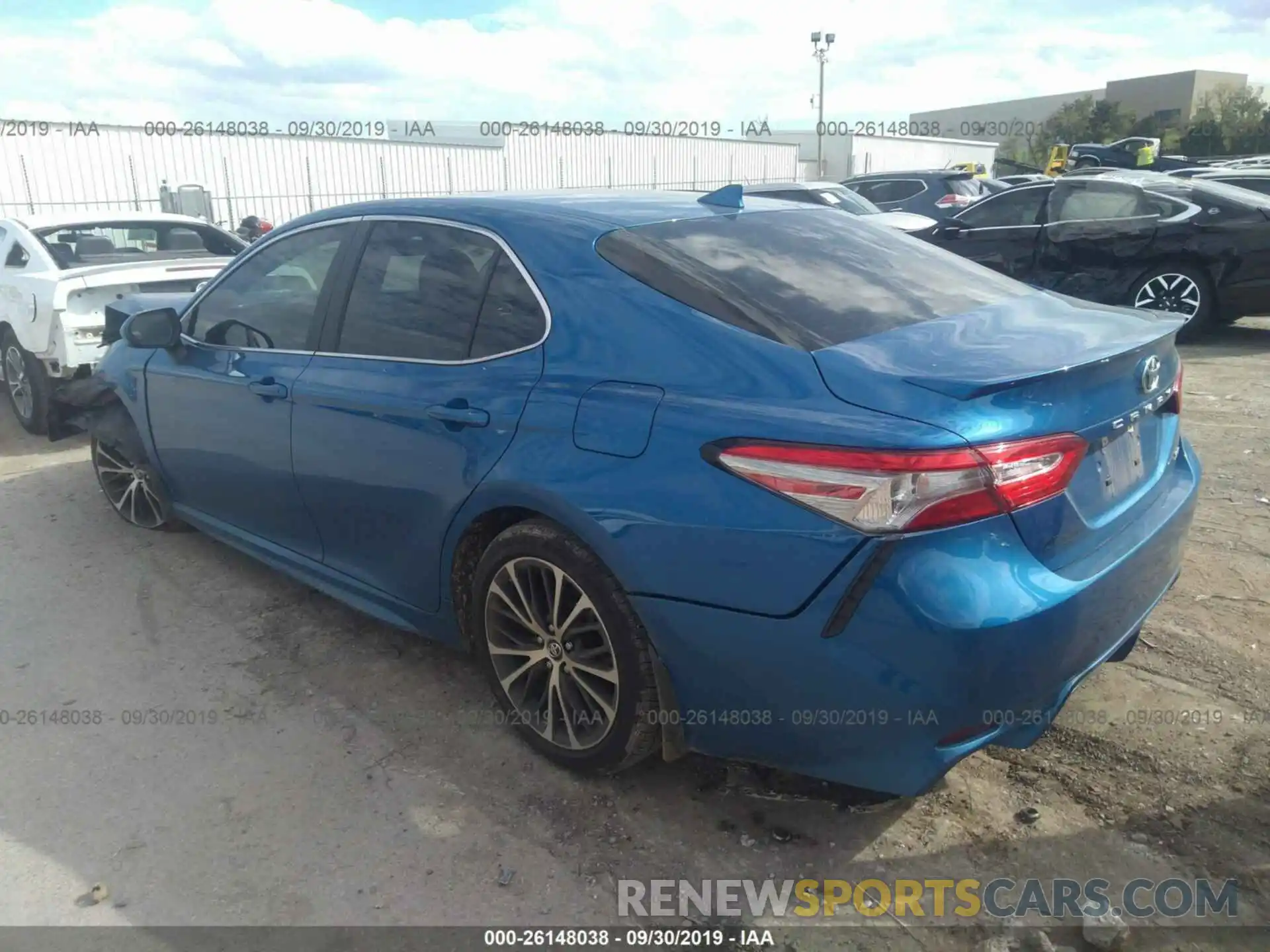 3 Photograph of a damaged car 4T1B11HKXKU221534 TOYOTA CAMRY 2019