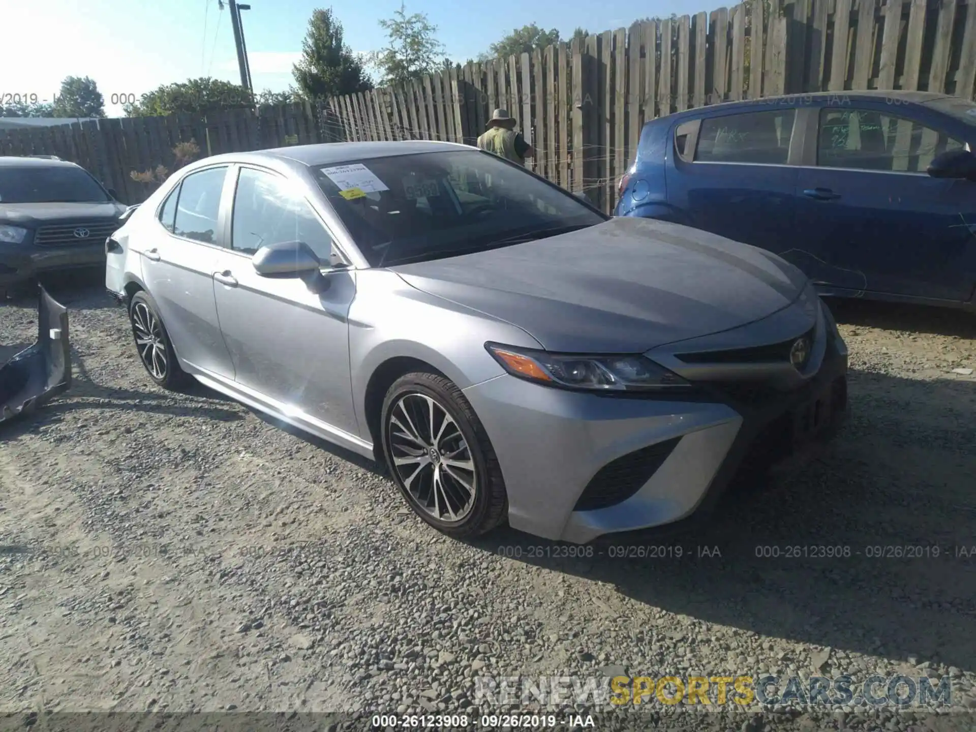 1 Photograph of a damaged car 4T1B11HKXKU222408 TOYOTA CAMRY 2019