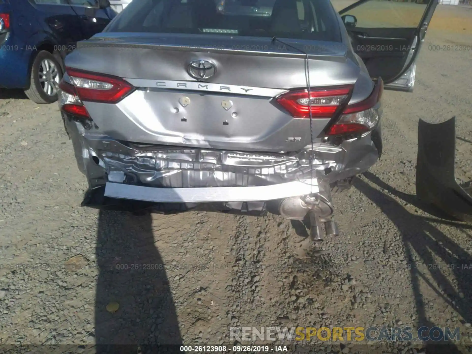 6 Photograph of a damaged car 4T1B11HKXKU222408 TOYOTA CAMRY 2019