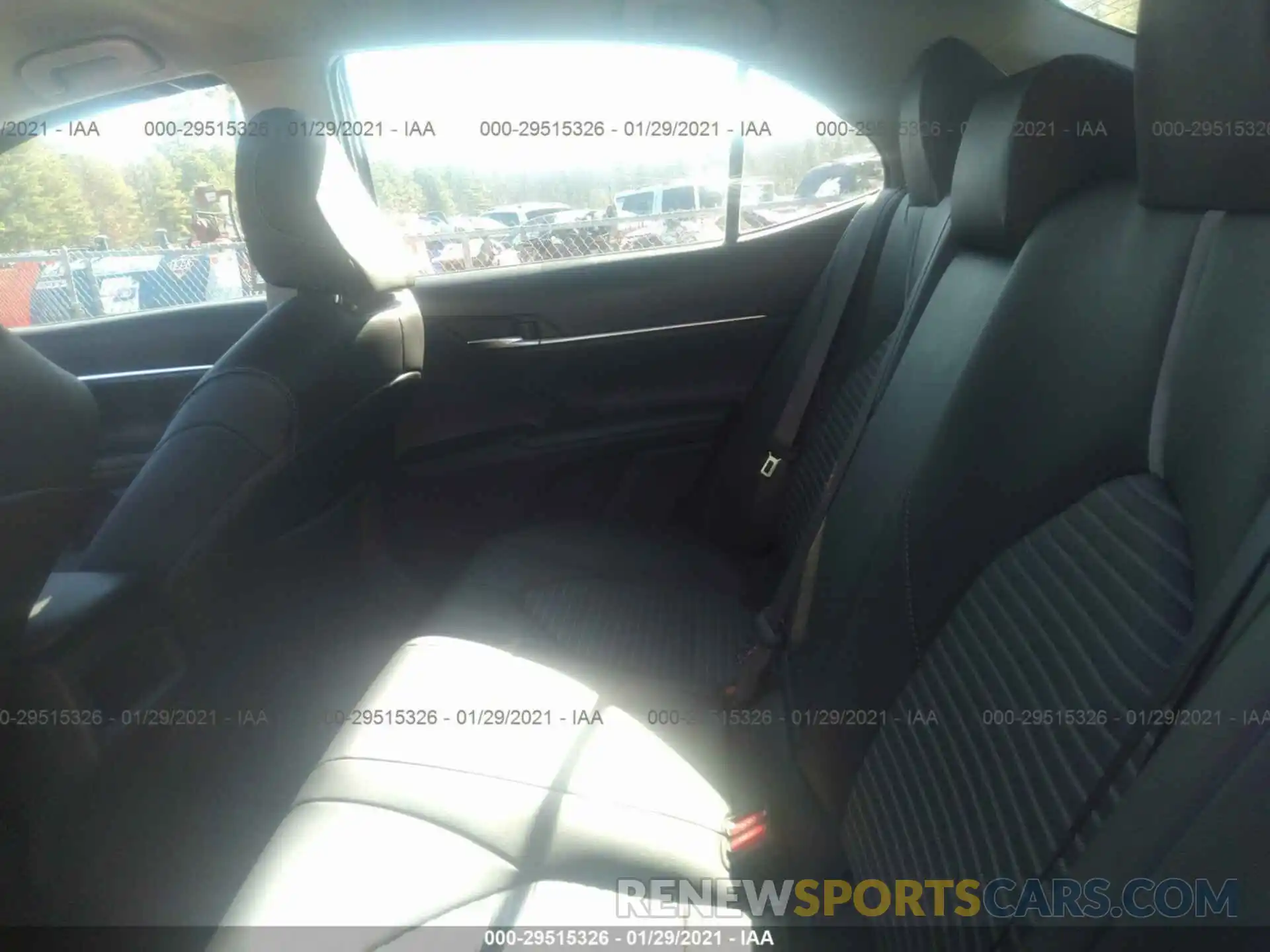 8 Photograph of a damaged car 4T1B11HKXKU222909 TOYOTA CAMRY 2019