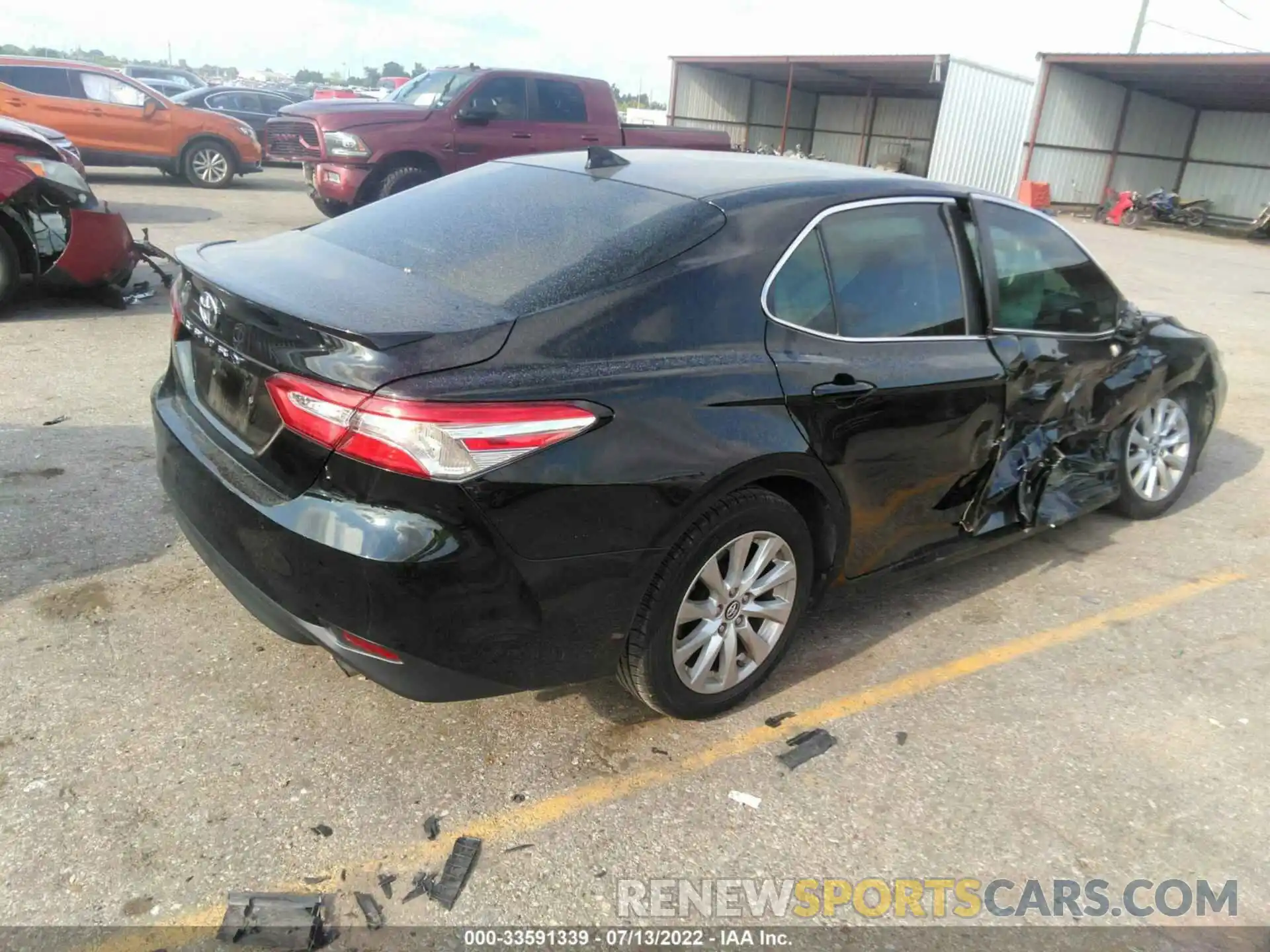 4 Фотография поврежденного автомобиля 4T1B11HKXKU223252 TOYOTA CAMRY 2019