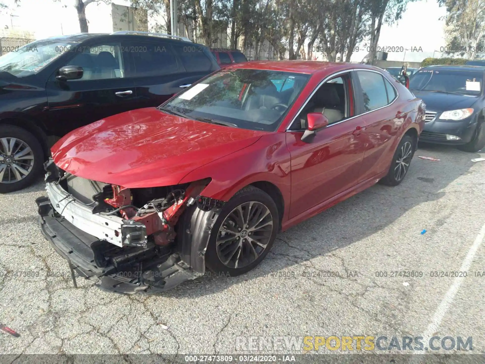 2 Photograph of a damaged car 4T1B11HKXKU225700 TOYOTA CAMRY 2019