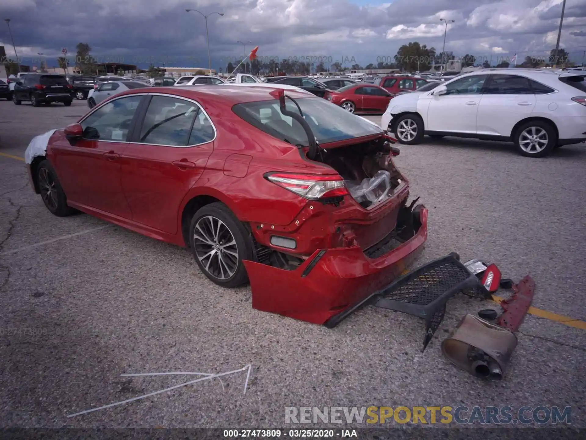 3 Photograph of a damaged car 4T1B11HKXKU225700 TOYOTA CAMRY 2019