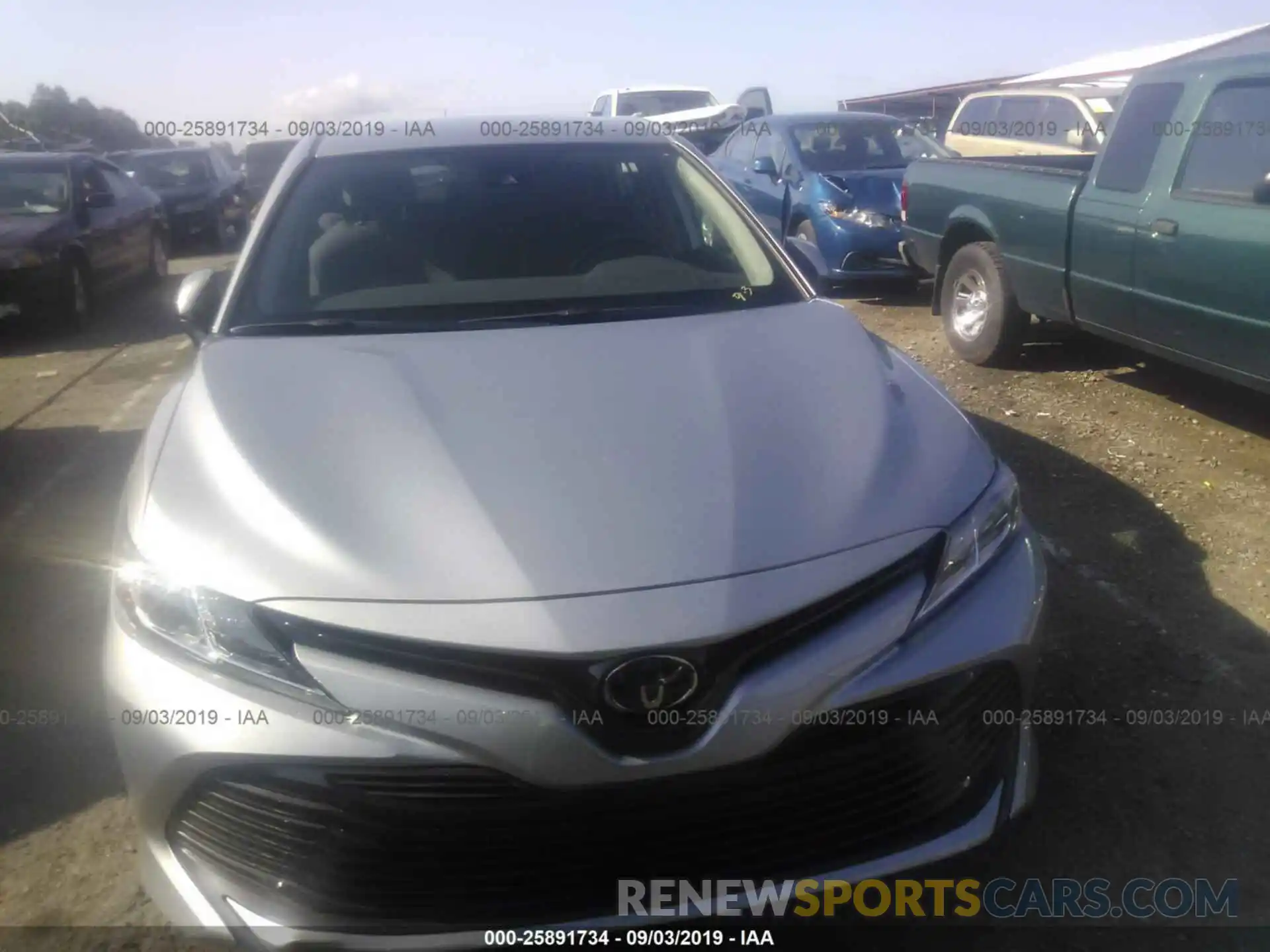 6 Photograph of a damaged car 4T1B11HKXKU226393 TOYOTA CAMRY 2019