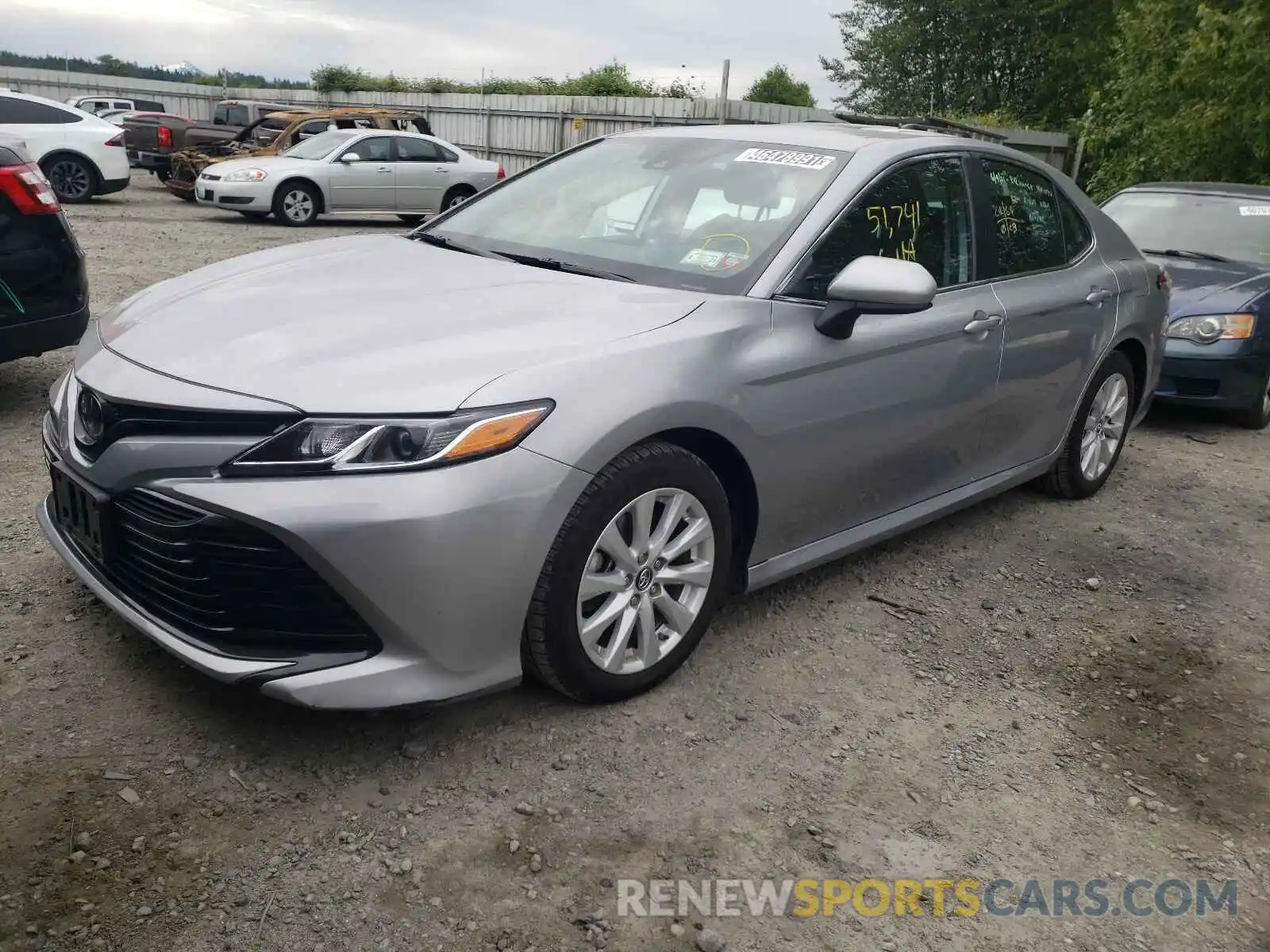 2 Photograph of a damaged car 4T1B11HKXKU226667 TOYOTA CAMRY 2019