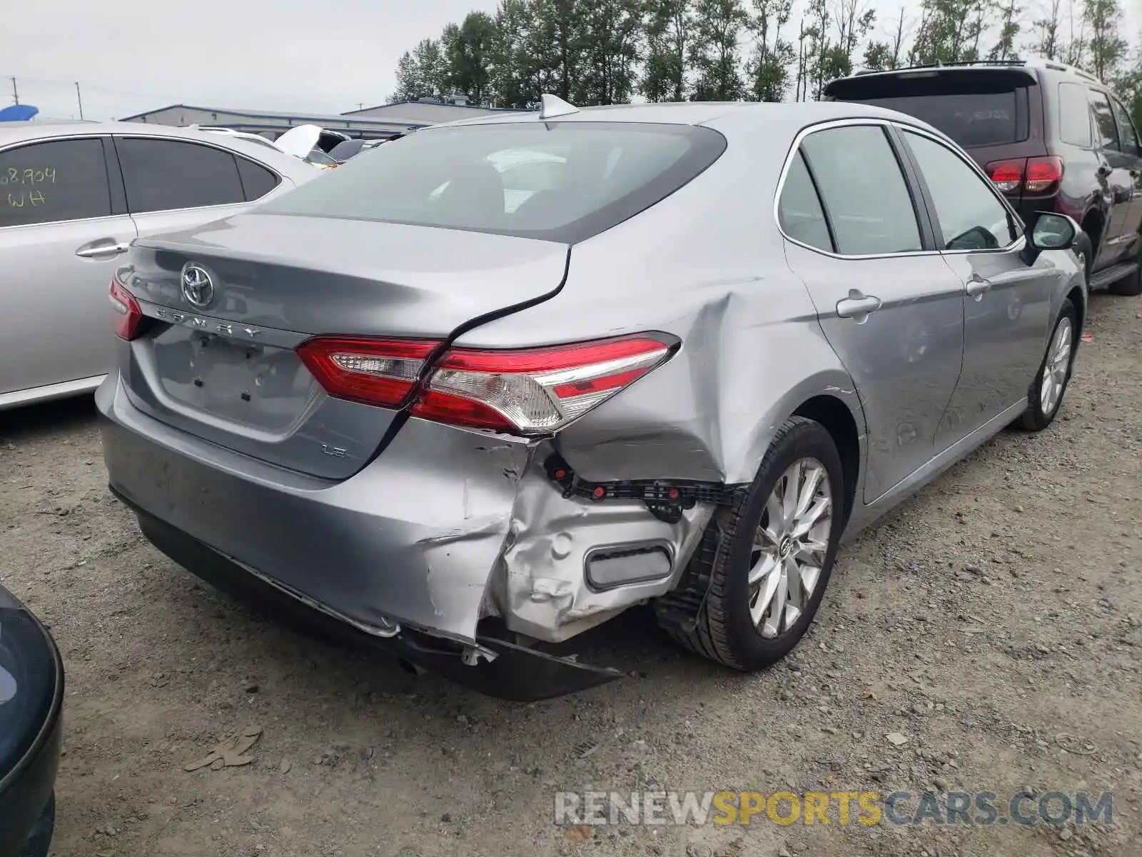 4 Фотография поврежденного автомобиля 4T1B11HKXKU226667 TOYOTA CAMRY 2019