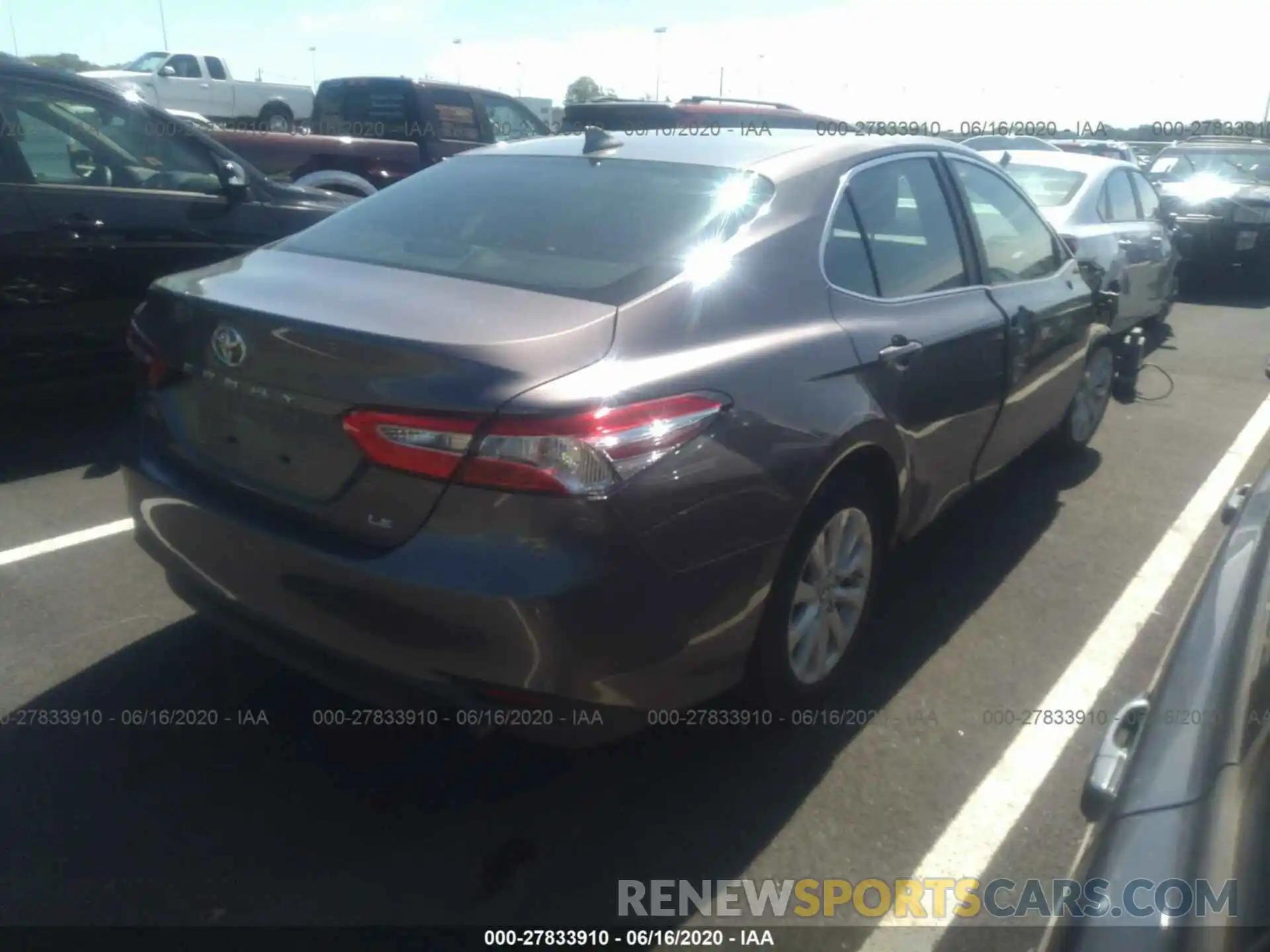 4 Photograph of a damaged car 4T1B11HKXKU227124 TOYOTA CAMRY 2019