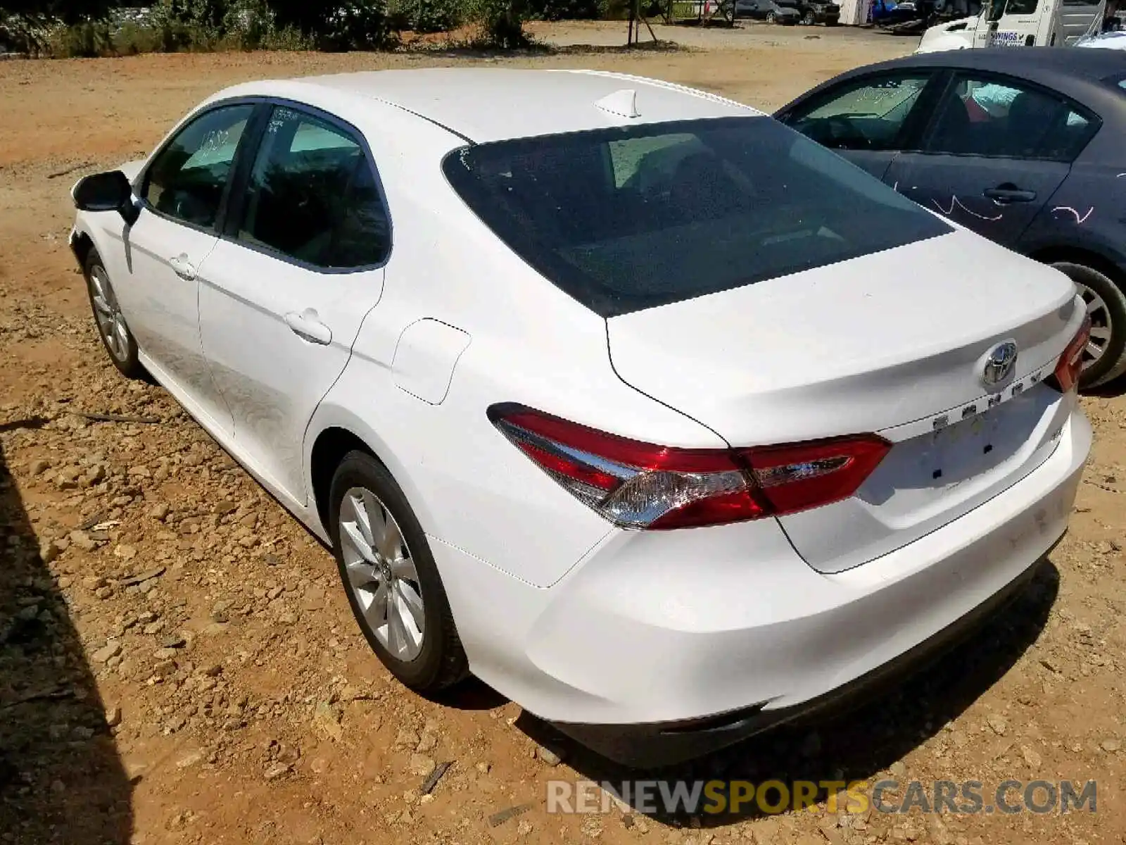 3 Photograph of a damaged car 4T1B11HKXKU227916 TOYOTA CAMRY 2019