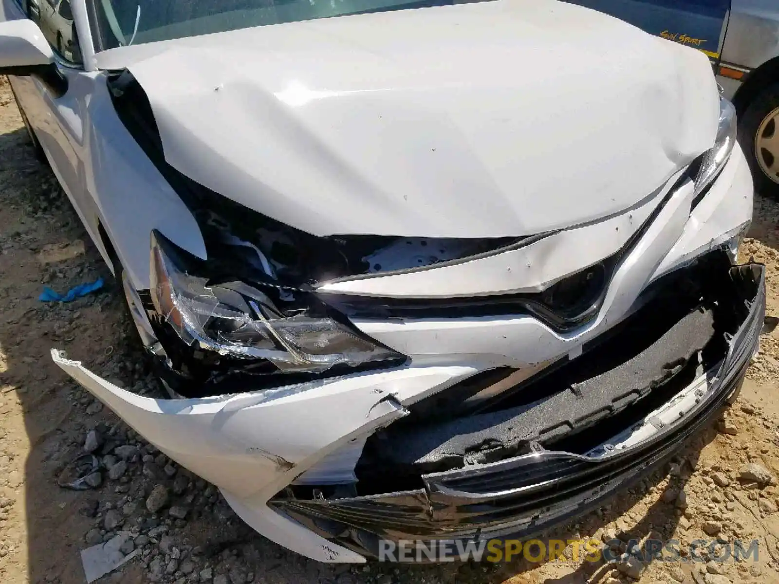 9 Photograph of a damaged car 4T1B11HKXKU227916 TOYOTA CAMRY 2019