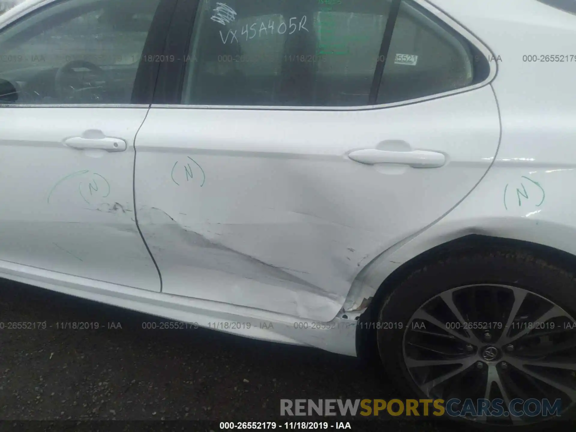 6 Photograph of a damaged car 4T1B11HKXKU228094 TOYOTA CAMRY 2019