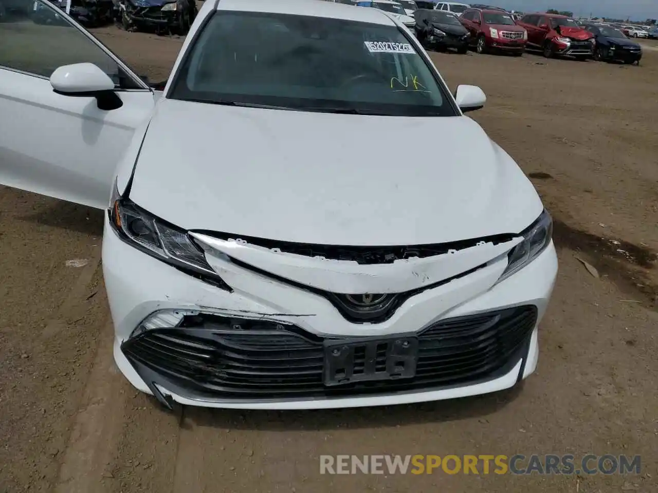 9 Photograph of a damaged car 4T1B11HKXKU228189 TOYOTA CAMRY 2019