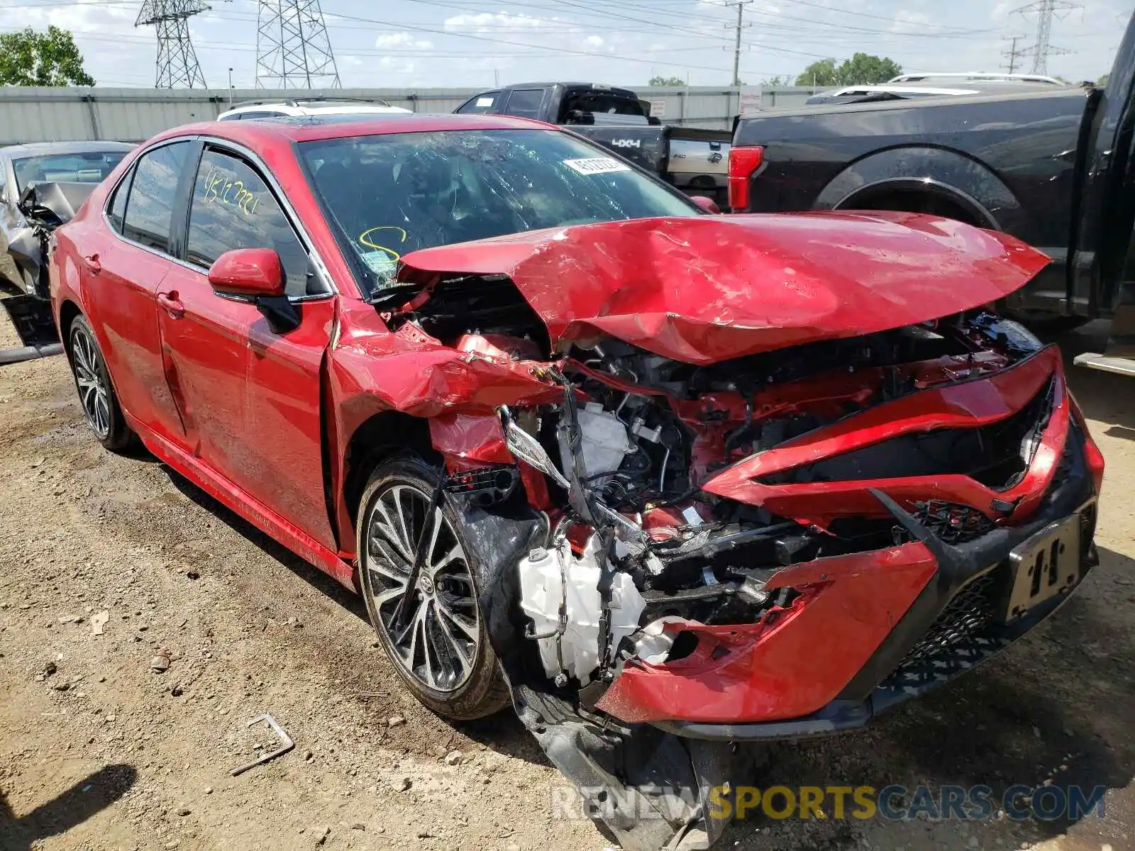 1 Photograph of a damaged car 4T1B11HKXKU228693 TOYOTA CAMRY 2019